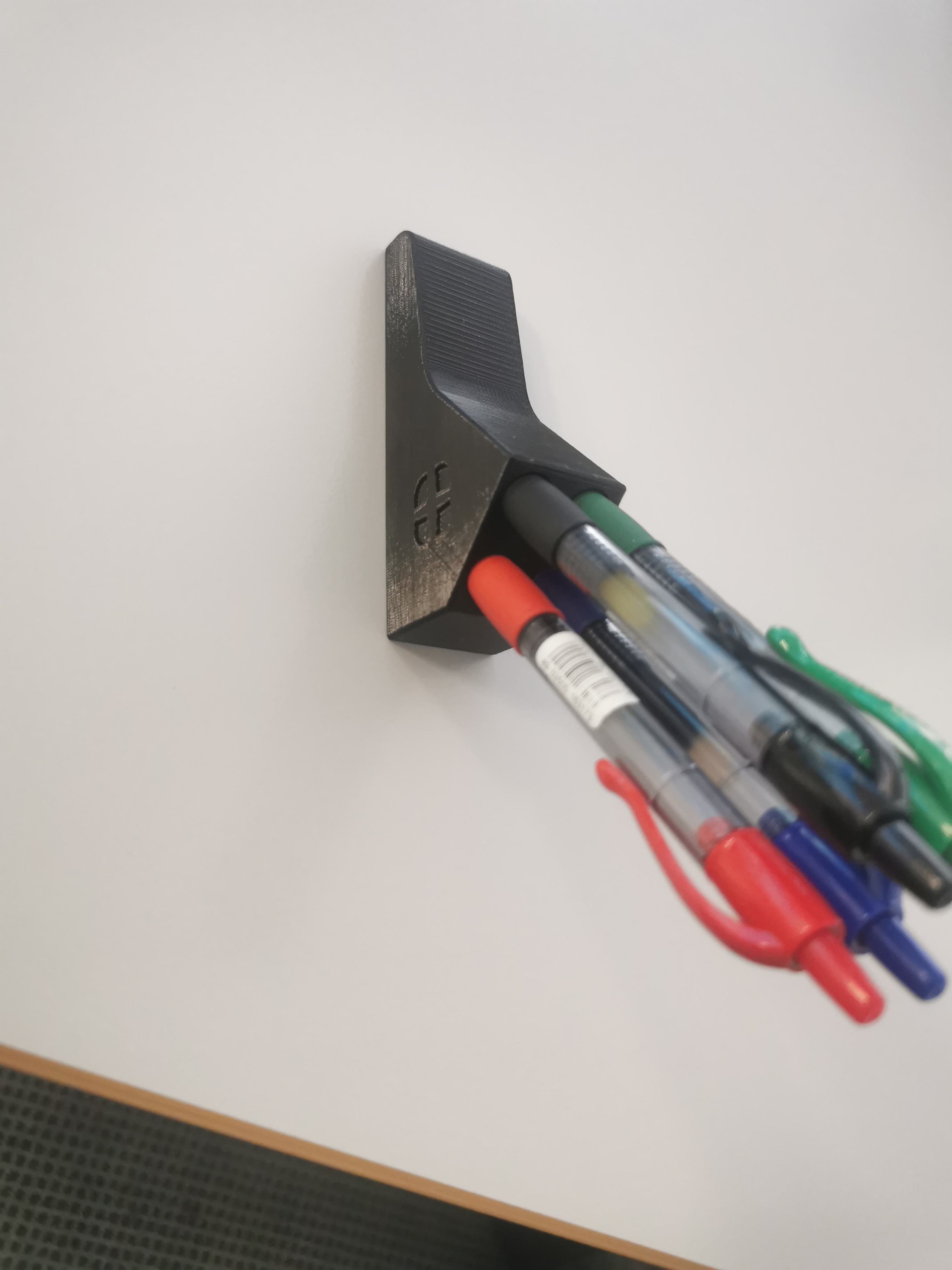 Pilot Pen Stand