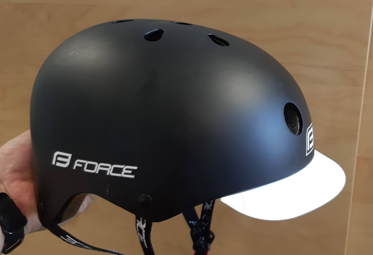 Bike helmet visor