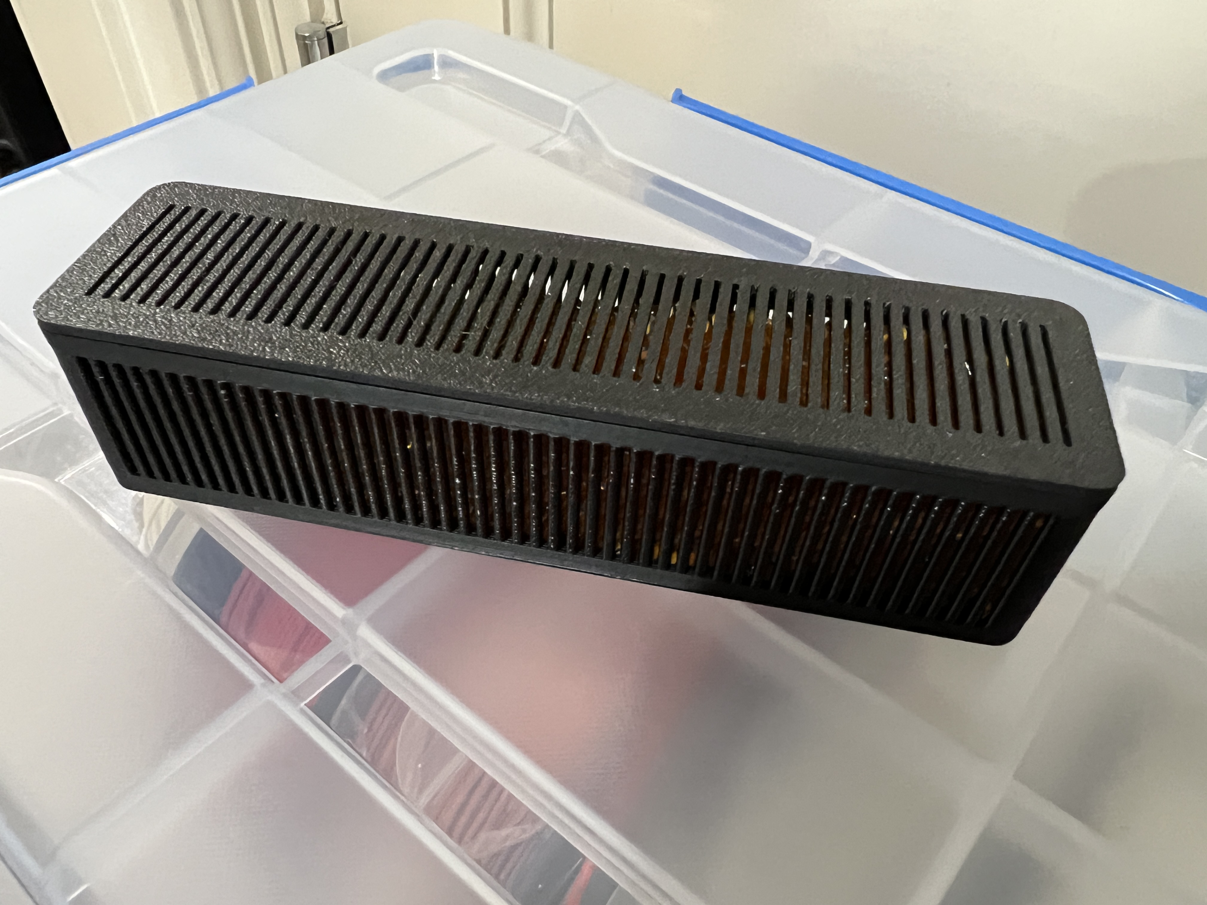 Dessicant box for Dry & Dry 3D model thumbnail