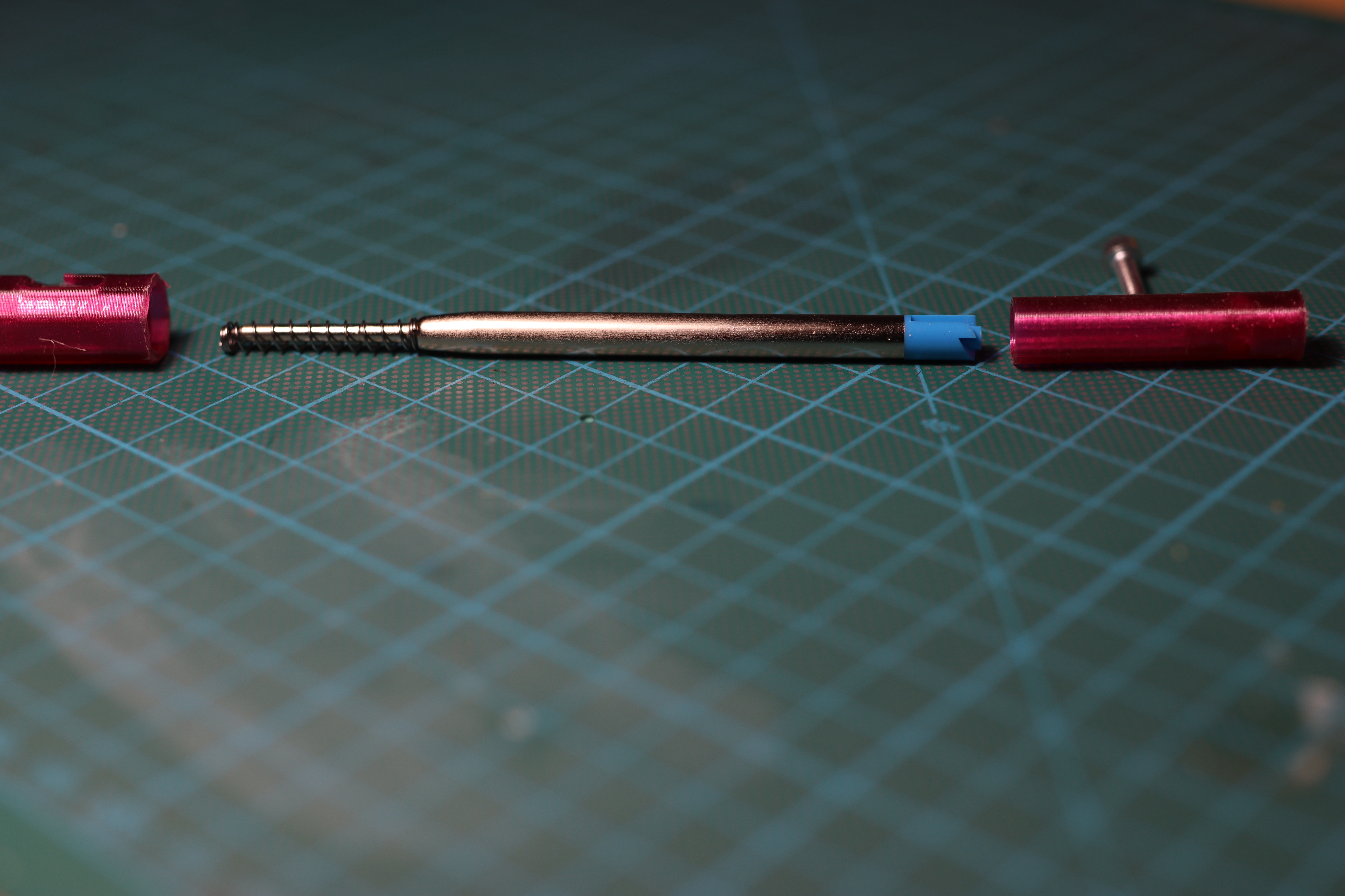 Miniatura 2 do modelo 3D Tactical Ballpoint Pen