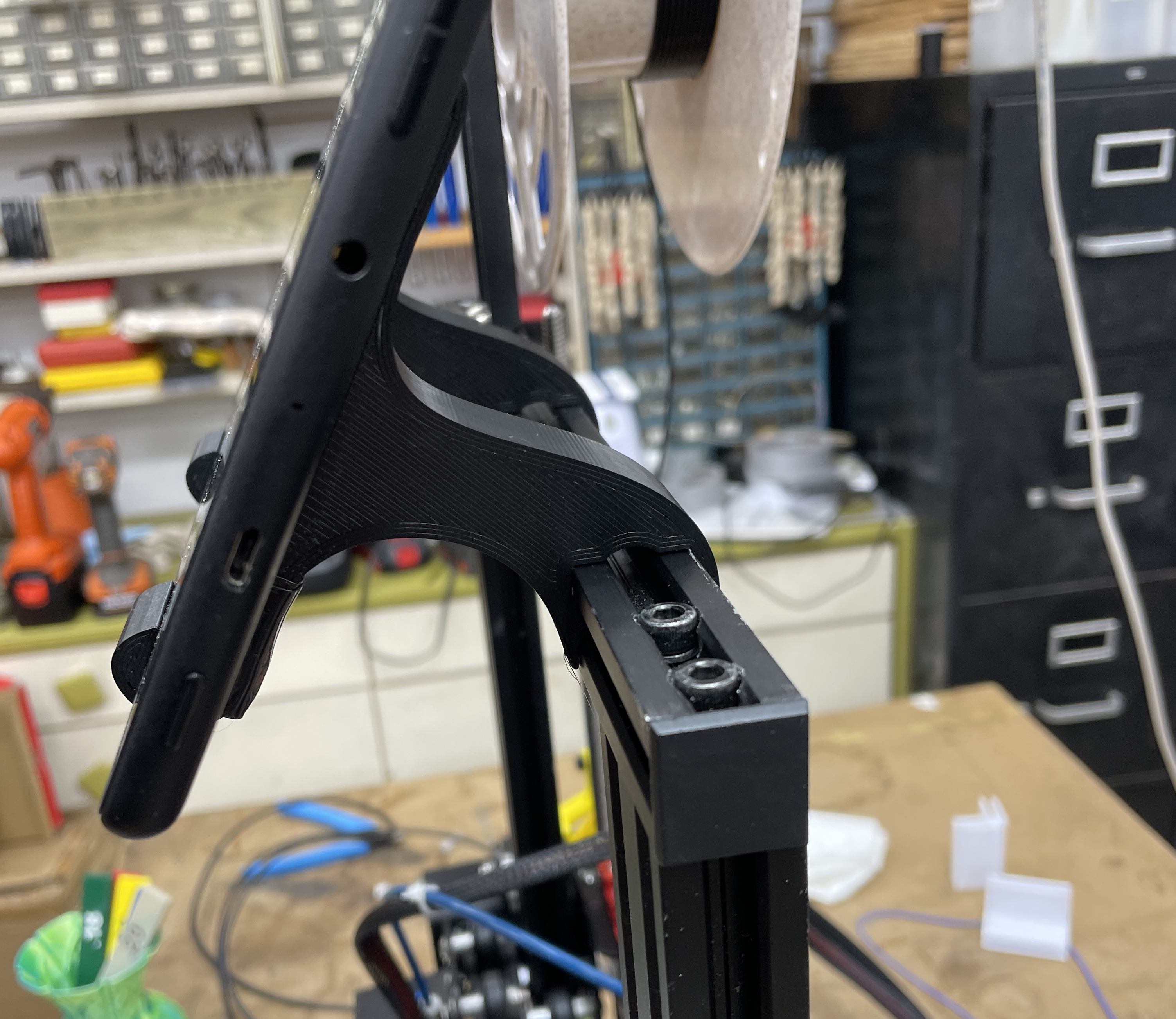 Tablet Bracket for 2020 Top Rail
