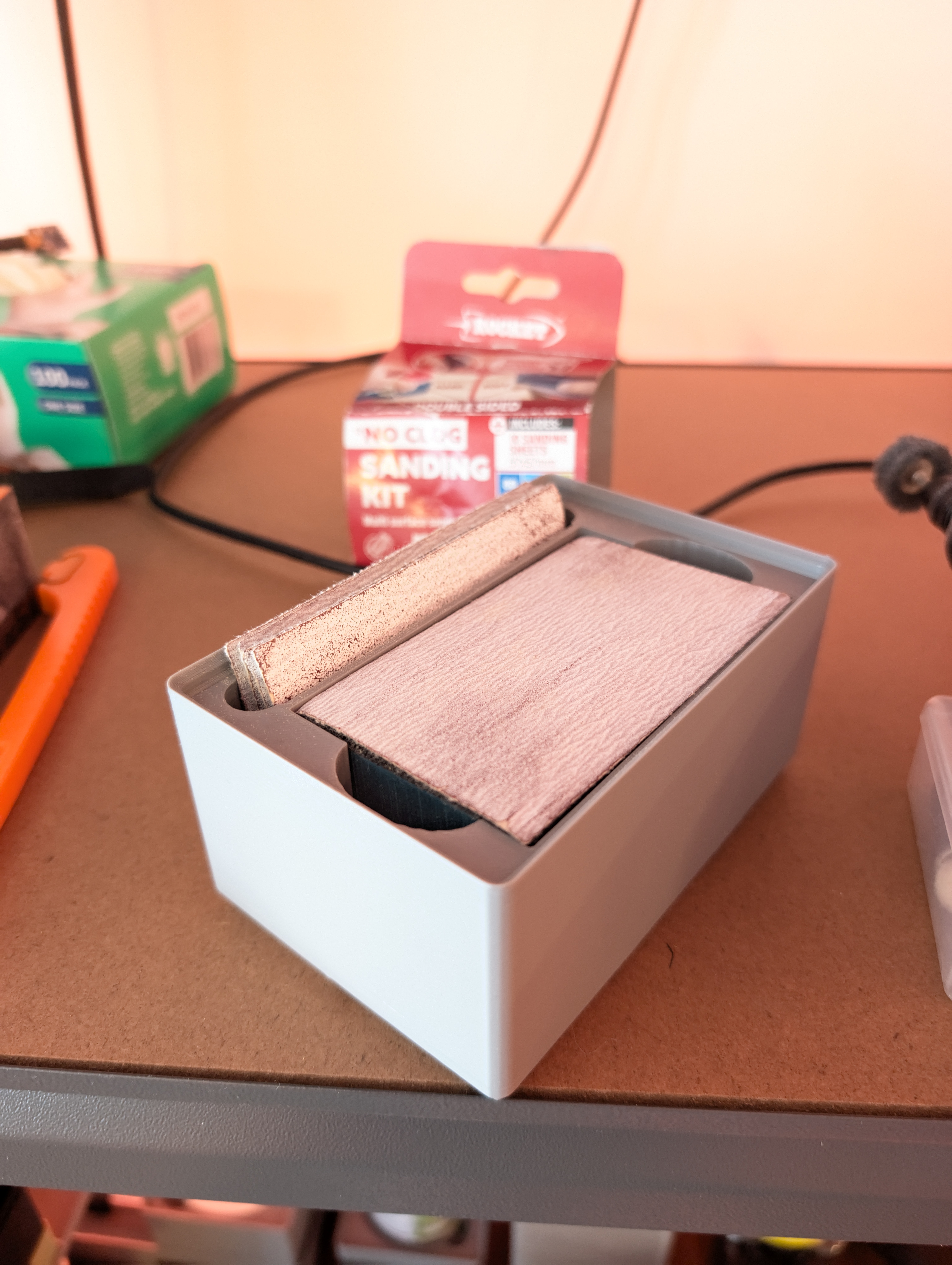 Gridfinity bin for Rocket sanding block
