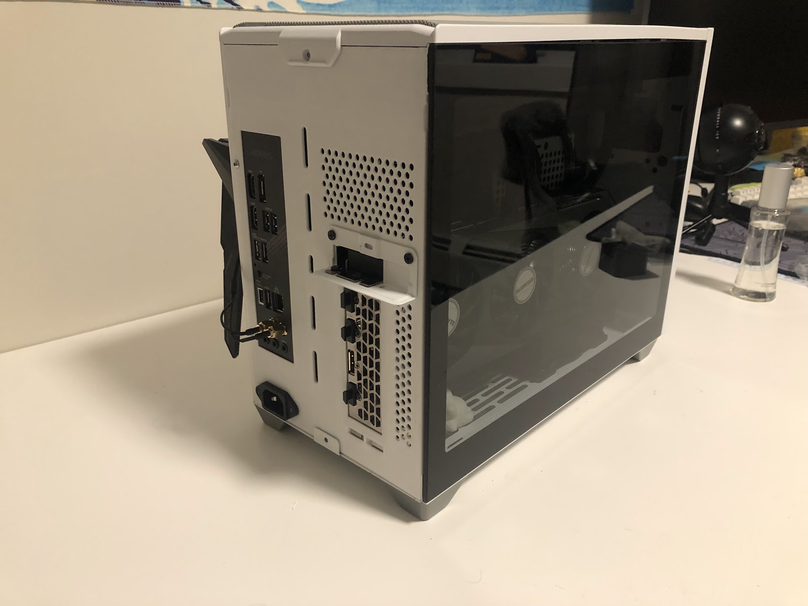 NR200P Back Panel Mod