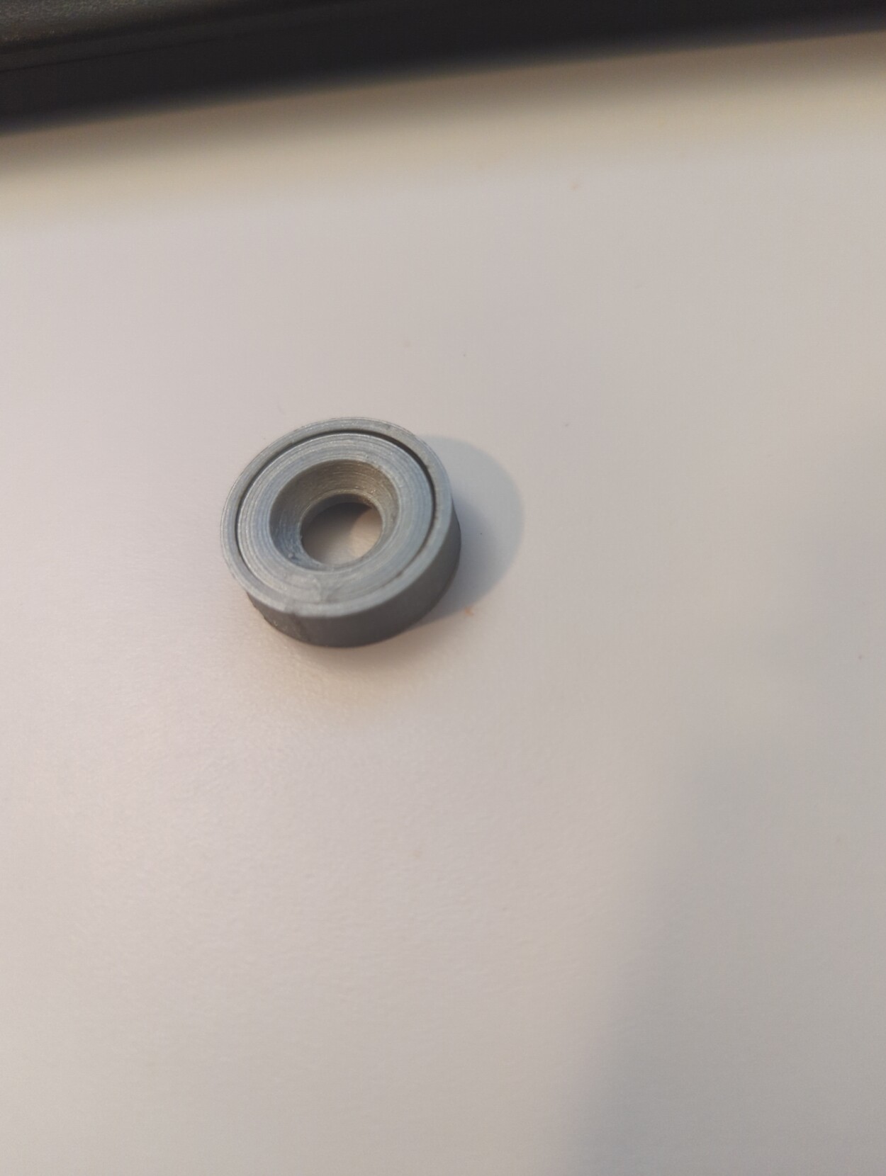 Captive Sphere Bearing for Fidgets