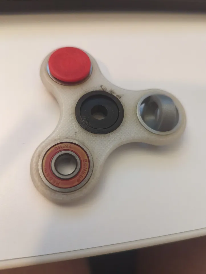 Captive Sphere Bearing for Fidgets by Ema | Download free STL model ...