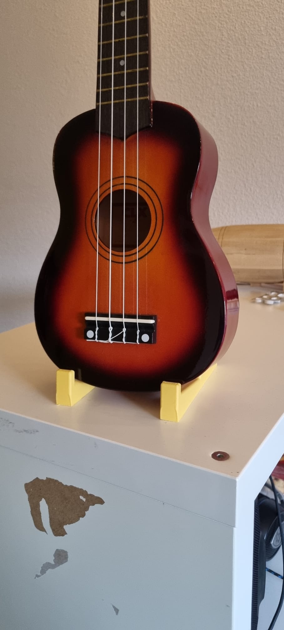 Miniatura 3 do modelo 3D Ukelele Stand