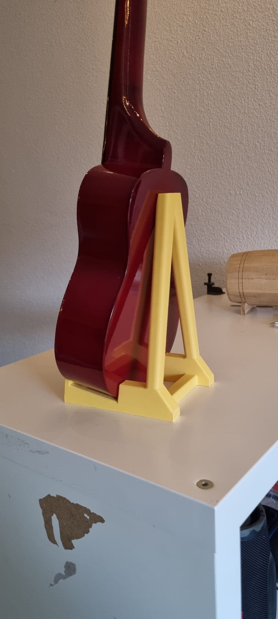 Ukelele Stand