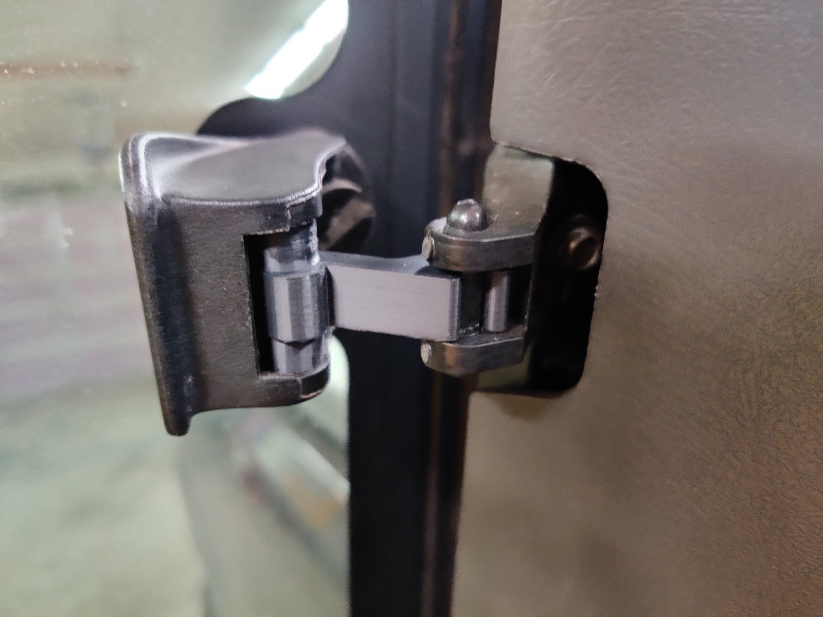 Window Latch Link for Silverado/Sierra Fix Wind Noise by piranhaphish