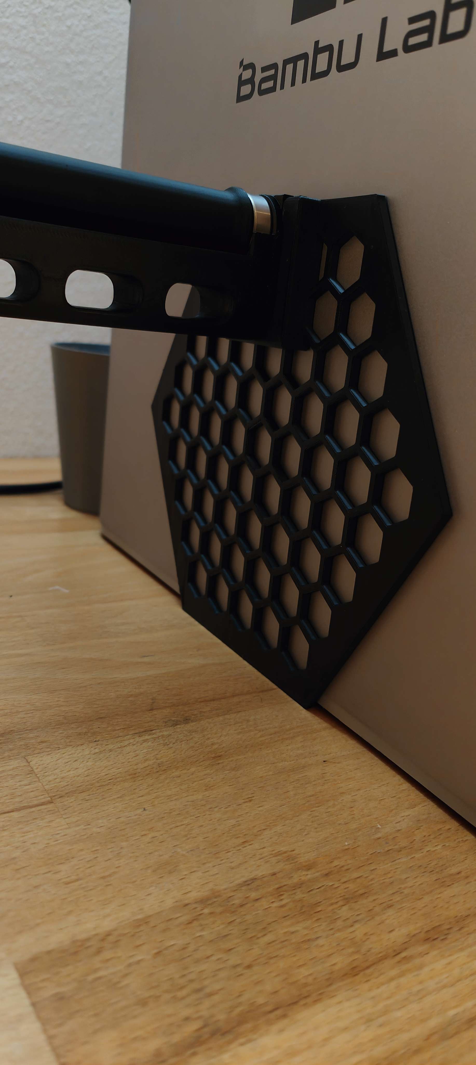 BambuLab Spoolholder by Mathias Download free STL model Printables com