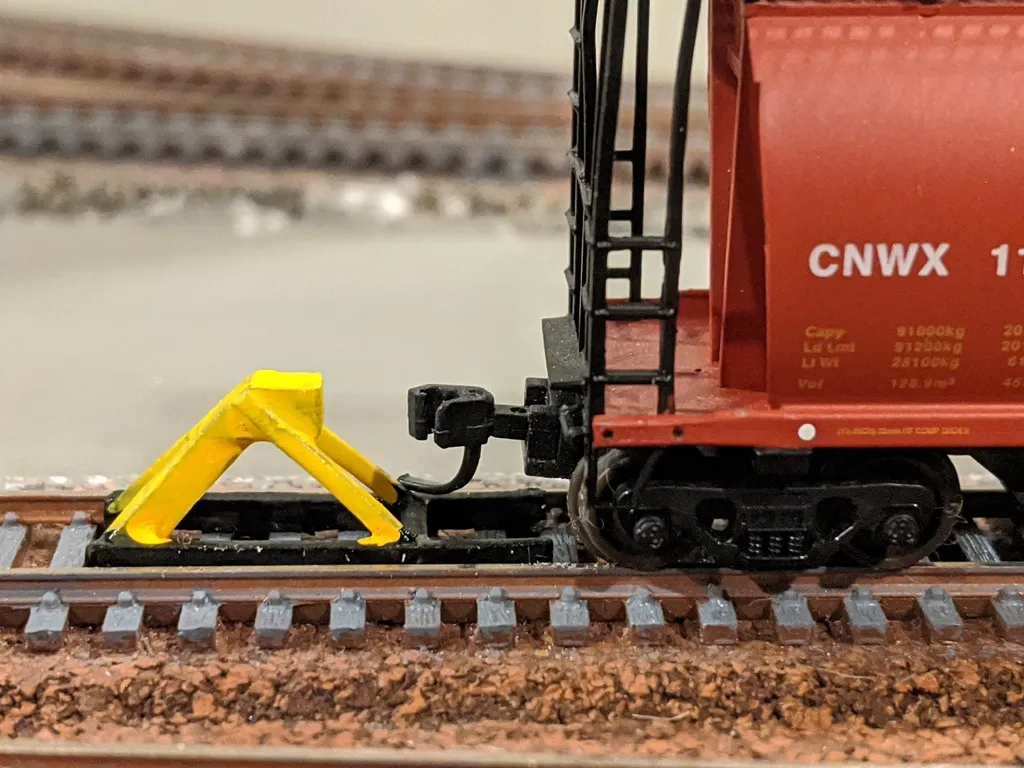 N scale track bumpers cheap