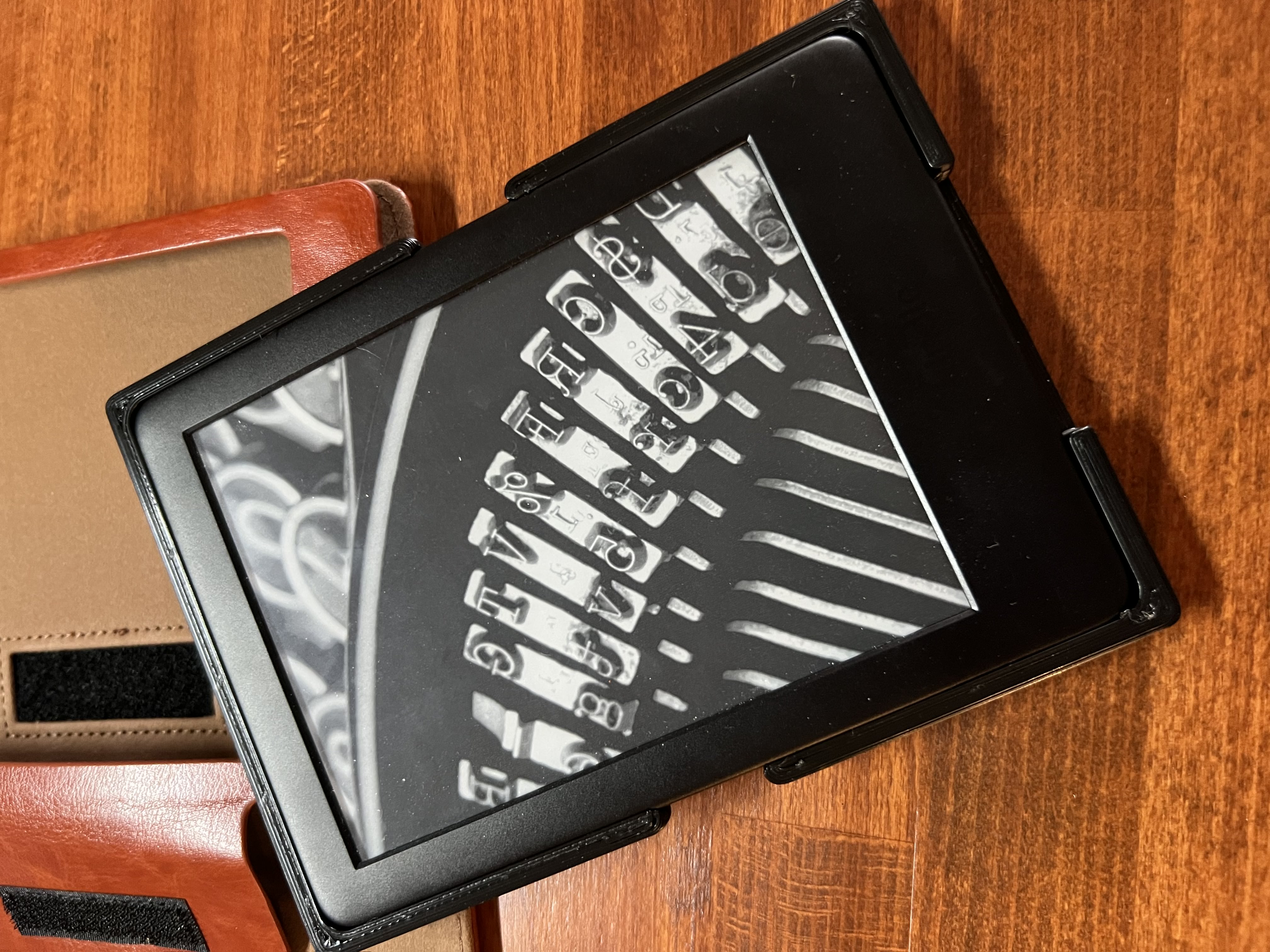 Kindle Case Adapter - from Kindle 10th Gen (2019) to Kindle Paperwhite 11th Gen (2021)