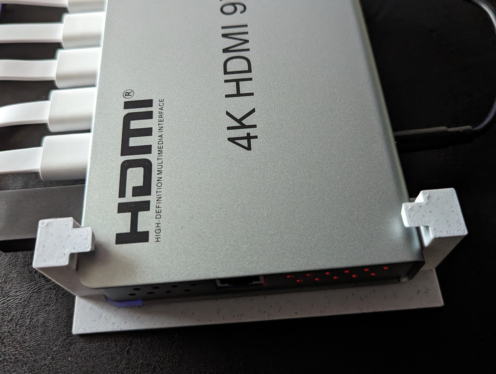 Expert Connect 9-Channel HDMI Multi-Viewer Mount