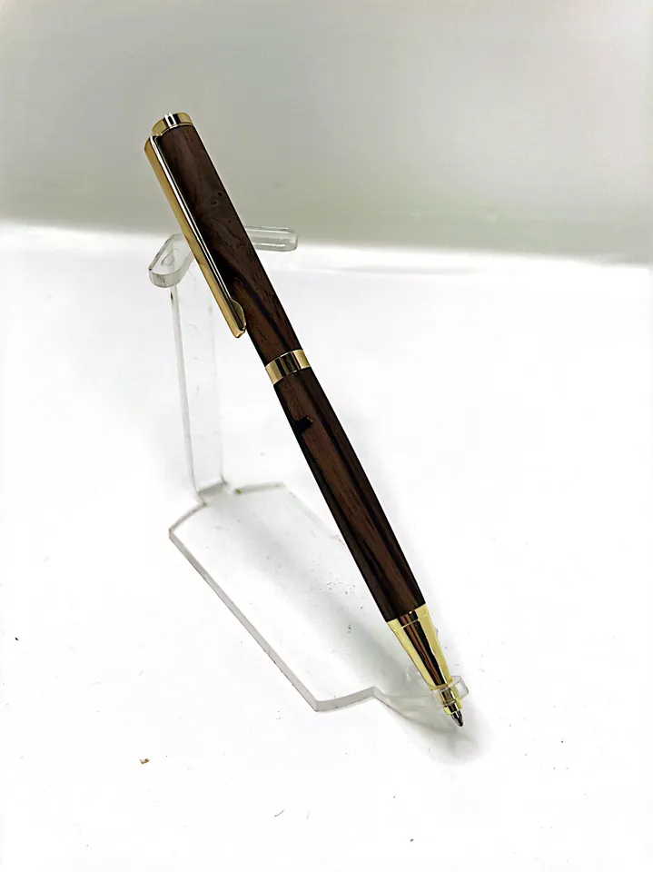 STL file Pen holder / pen display. Fountainpen / pen stand