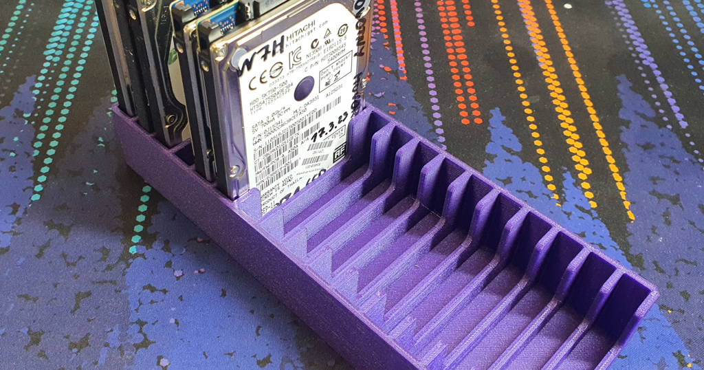 Disk organizer by zobarlp Download free STL model