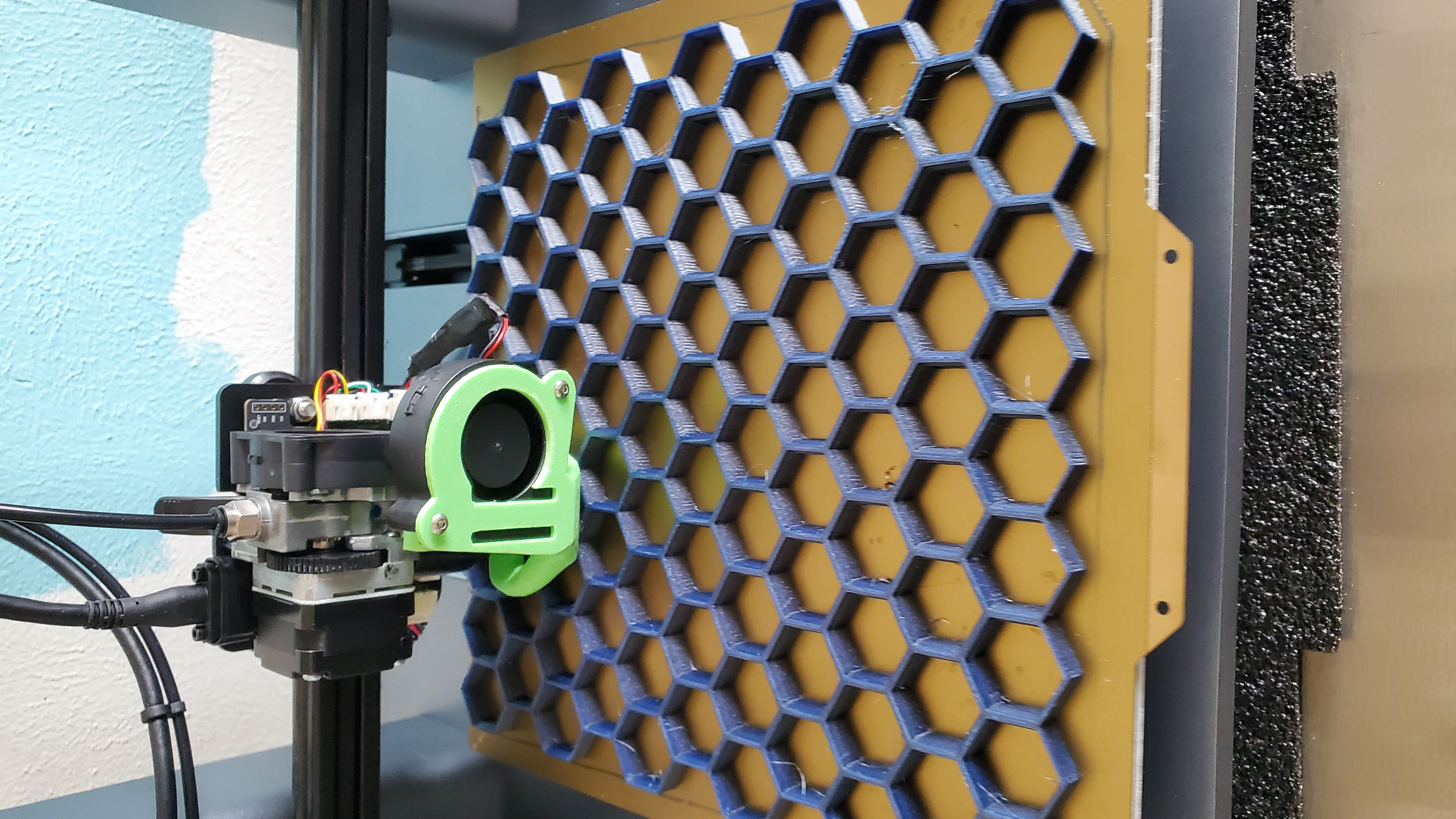 Honeycomb Storage Wall for 235mm^2 print bed