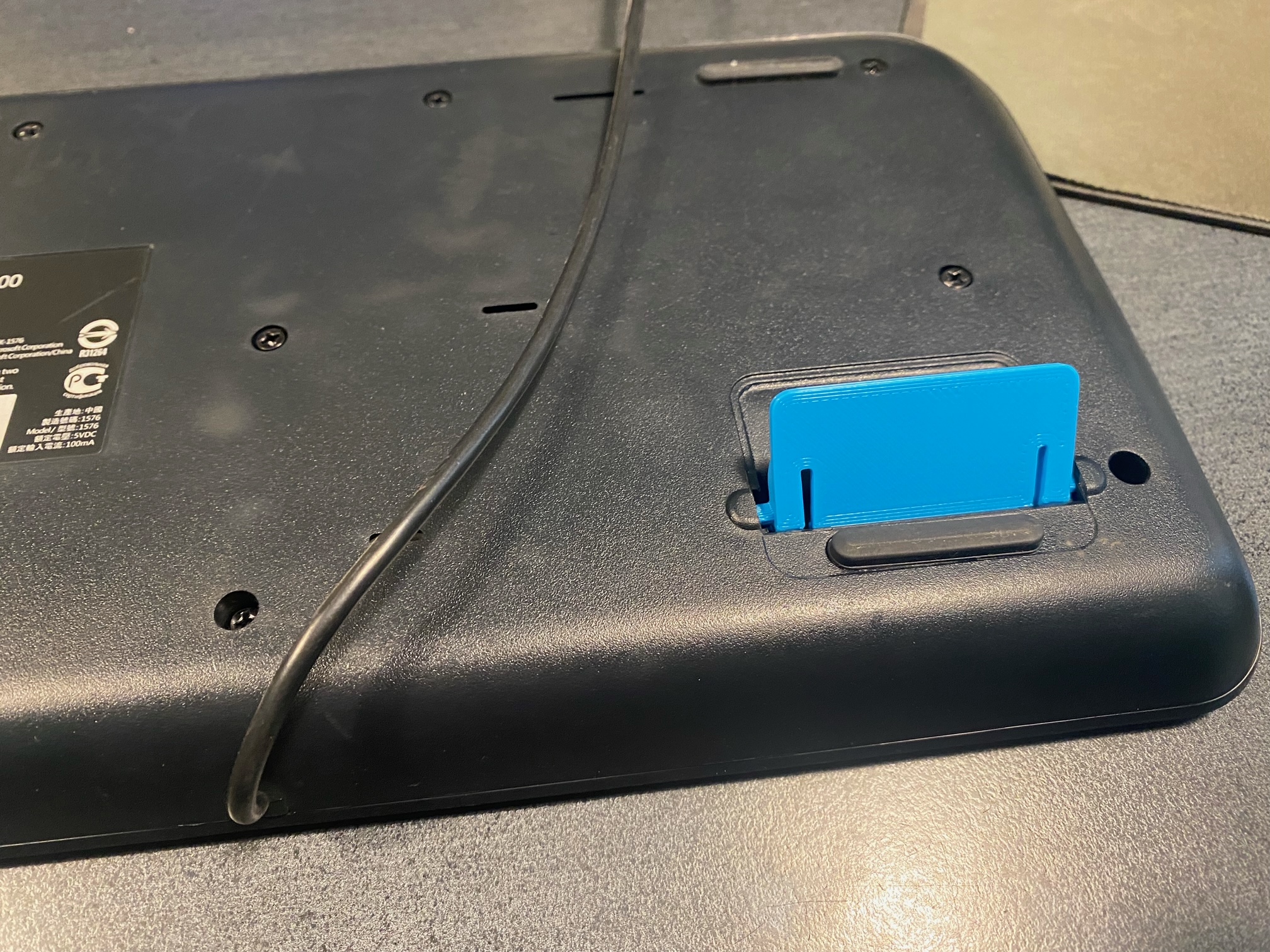 Miniatura 3 do modelo 3D microsoft 600 keybord support replacement