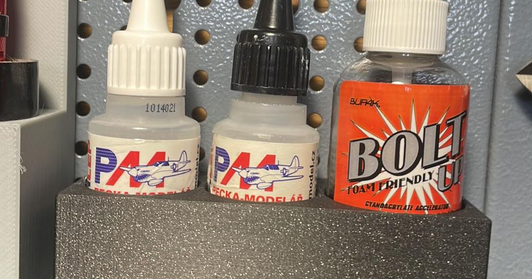 Super glue and activator holder Kupper Pegboard (Hornbach) by Lmasek