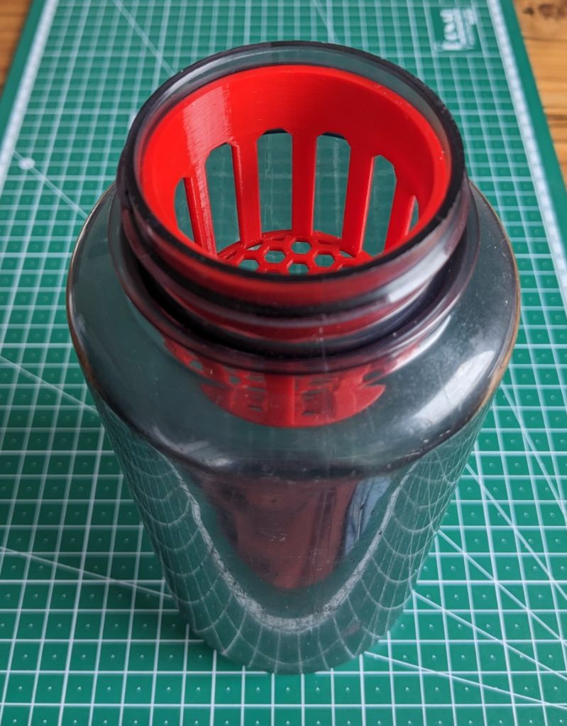 Nalgene bottle shaker insert by frdzmn Download free STL model