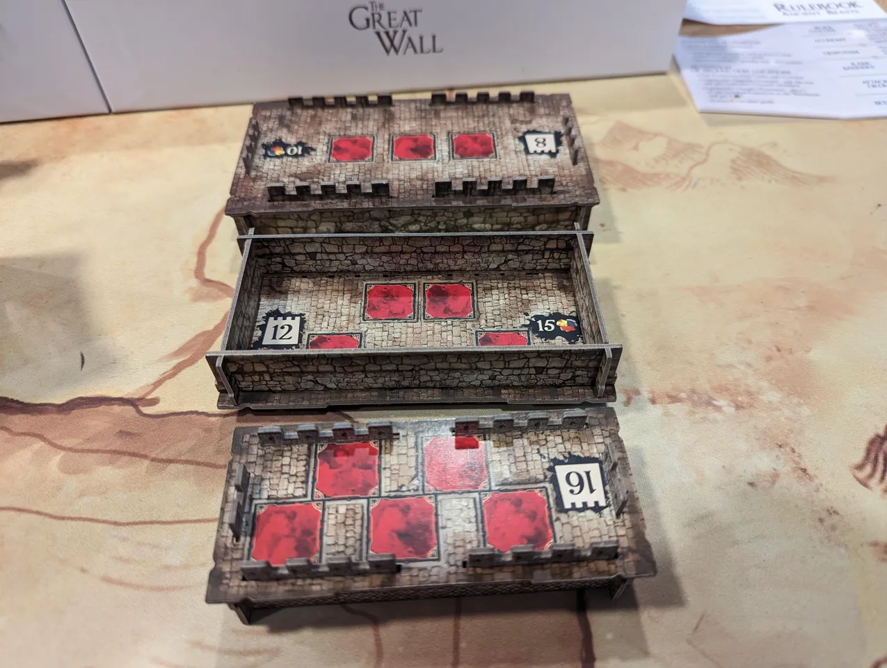 The Great Wall board game insert / organizer with sleeved cards, assembled  towers & walls by gameyspirits, Download free STL model