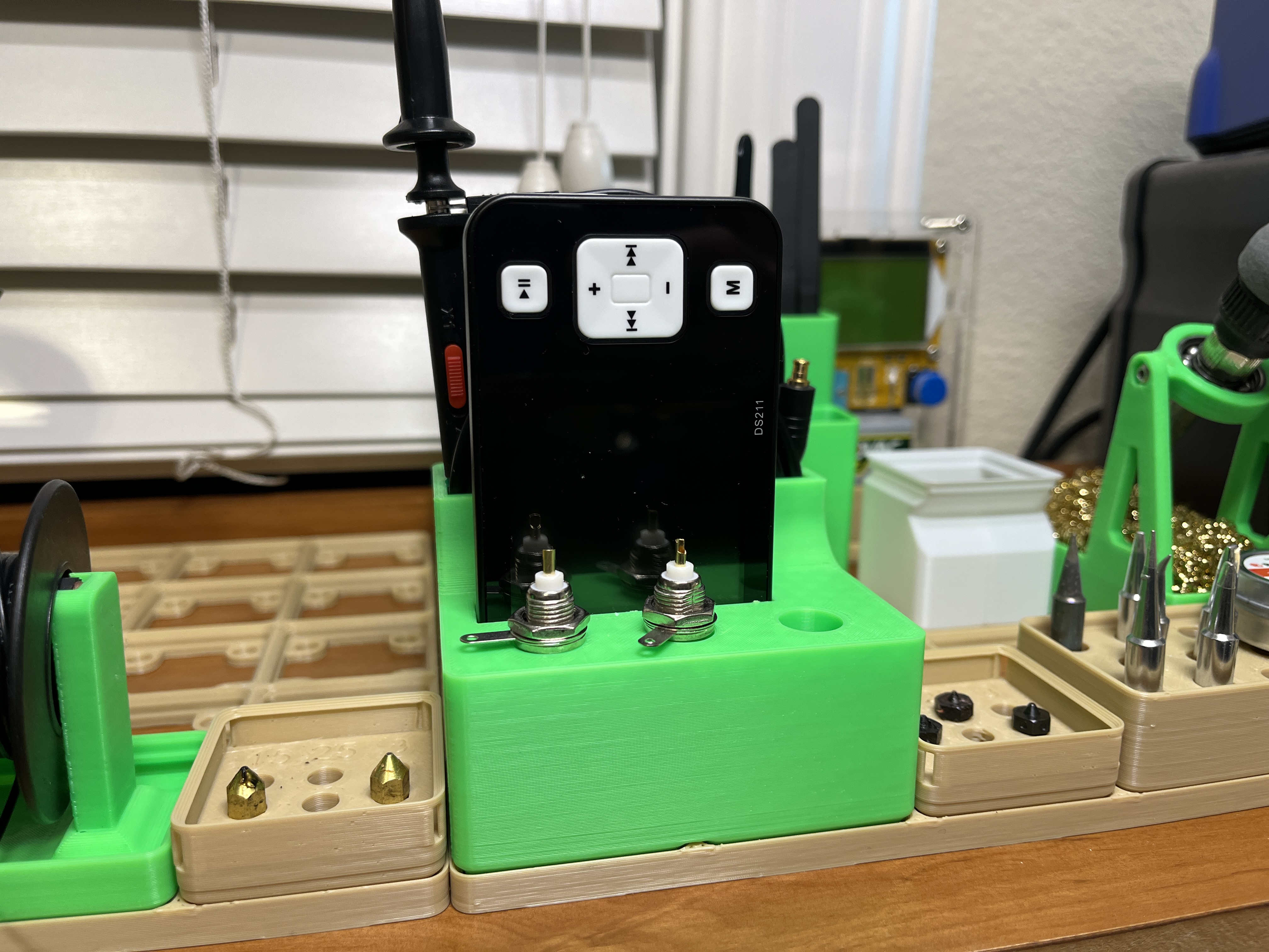 Gridfinity Miniware DS211 Pocket Oscilloscope Holder