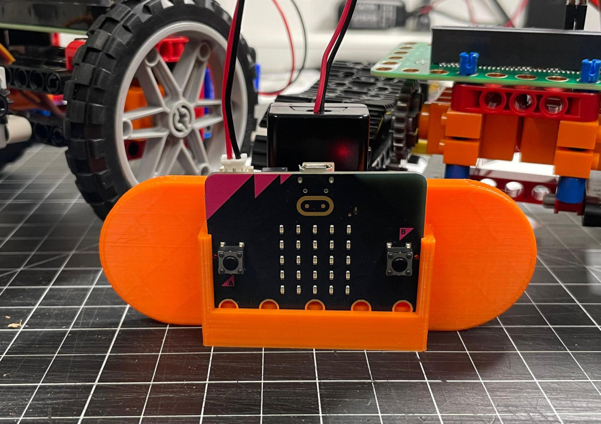 microbit Holder by BrownDogGadgets Download free STL model