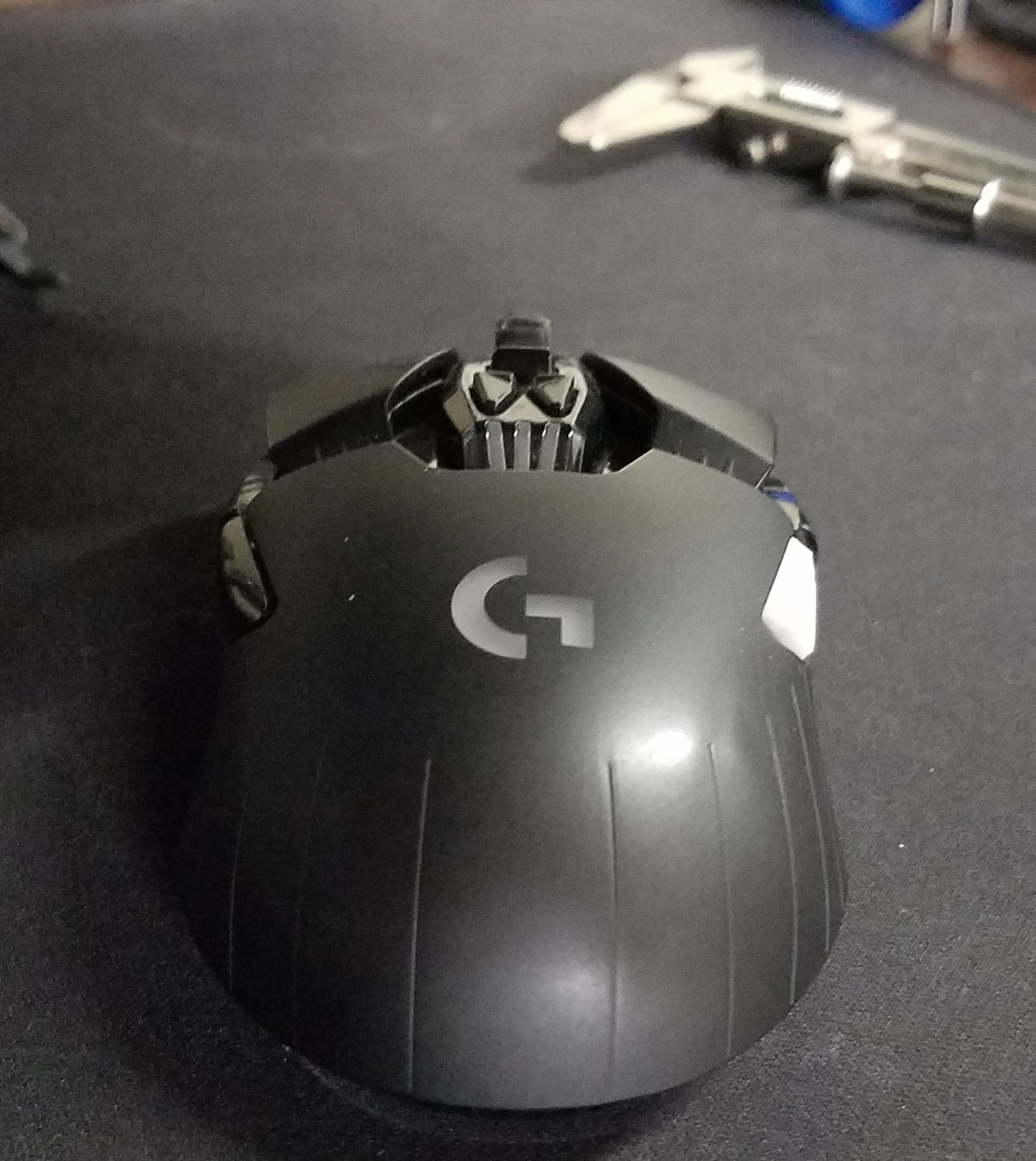 Miniatura 4 do modelo 3D Mouse Logitech G900 Rear Button Replacement
