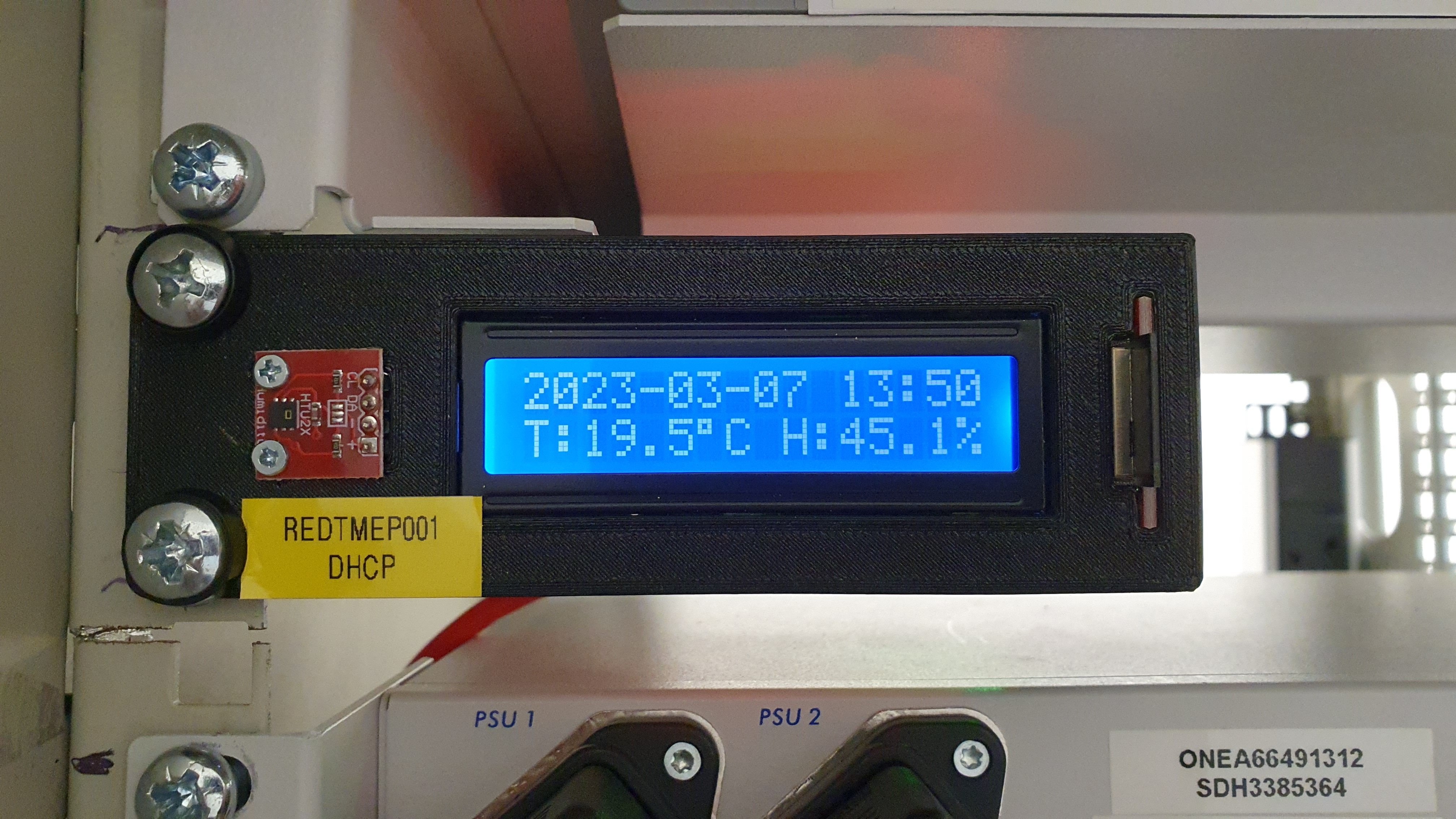 Rack Environment Monitoring Bracket