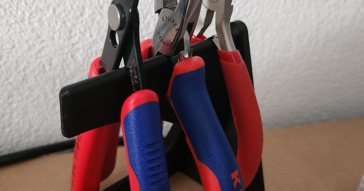 Pliers Rack by Insaniaxs Download free STL model