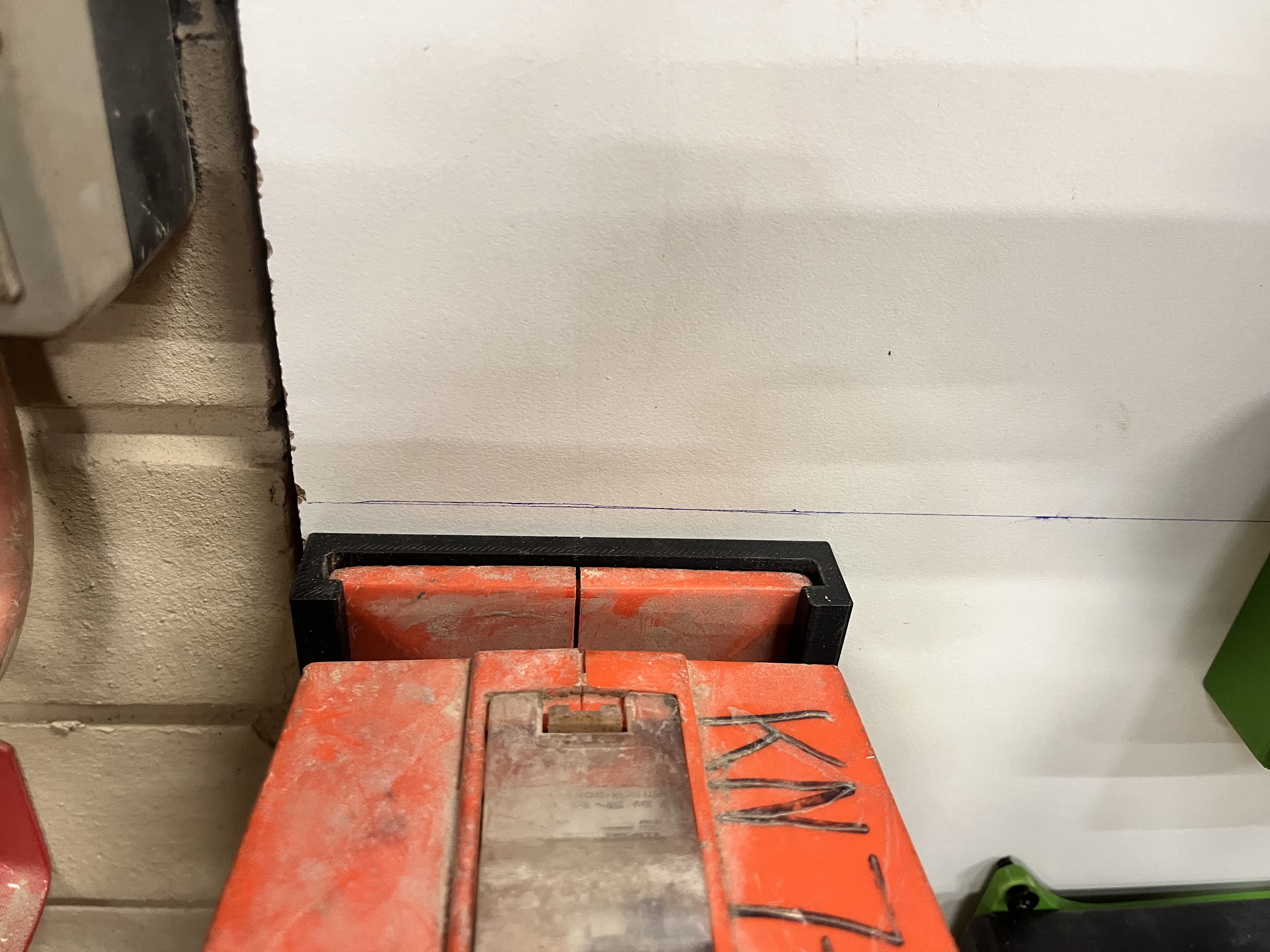 Power Extension Box Wall Mount — thumbnail 3