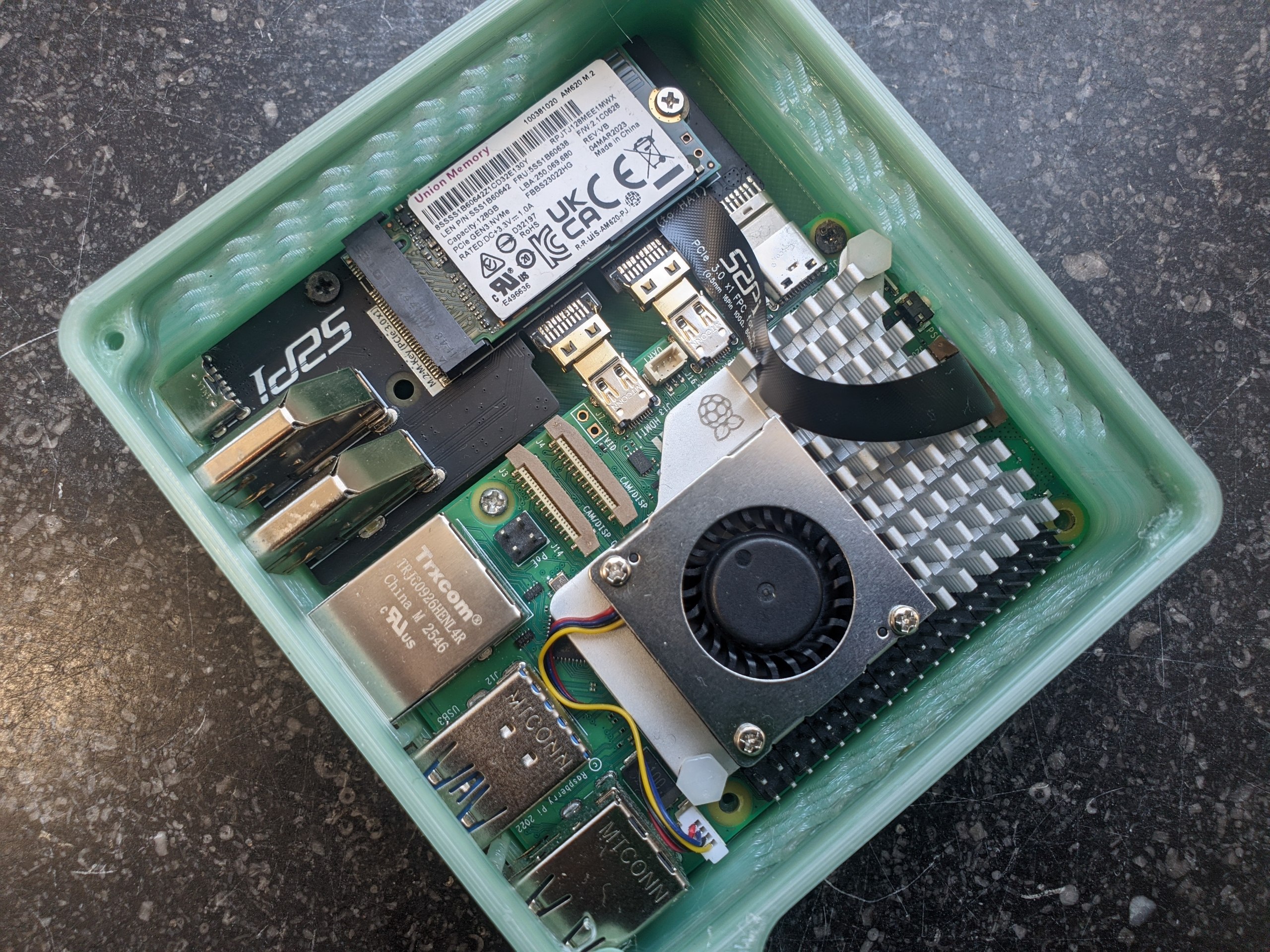 Raspberry 5 NVME full HDMI Case
