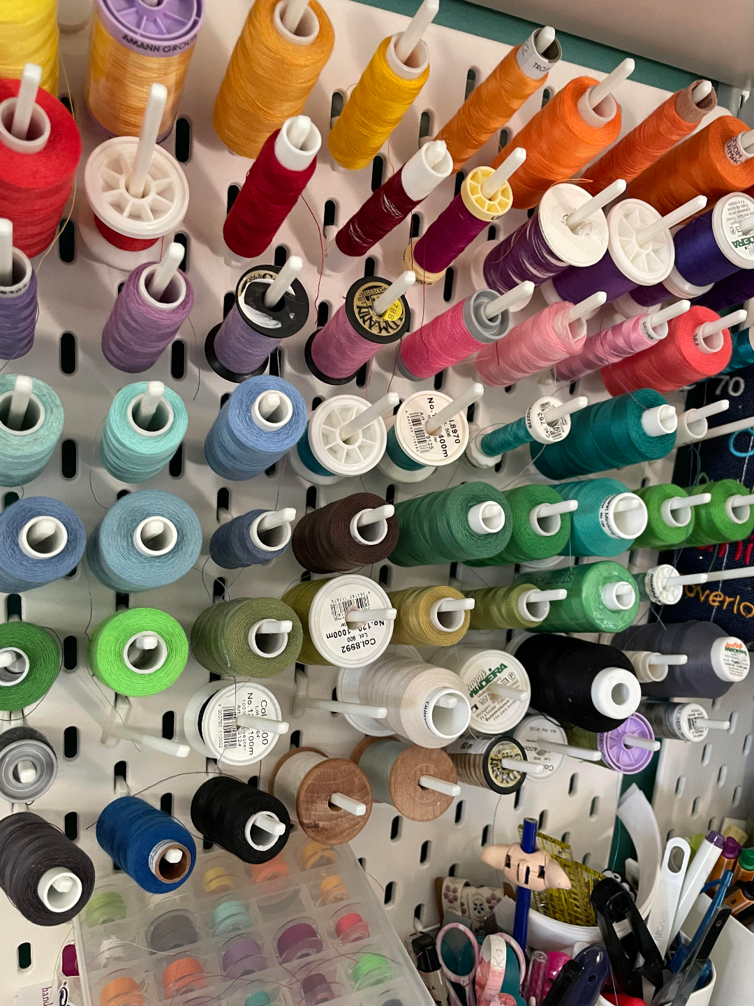 Skadis thread hook
