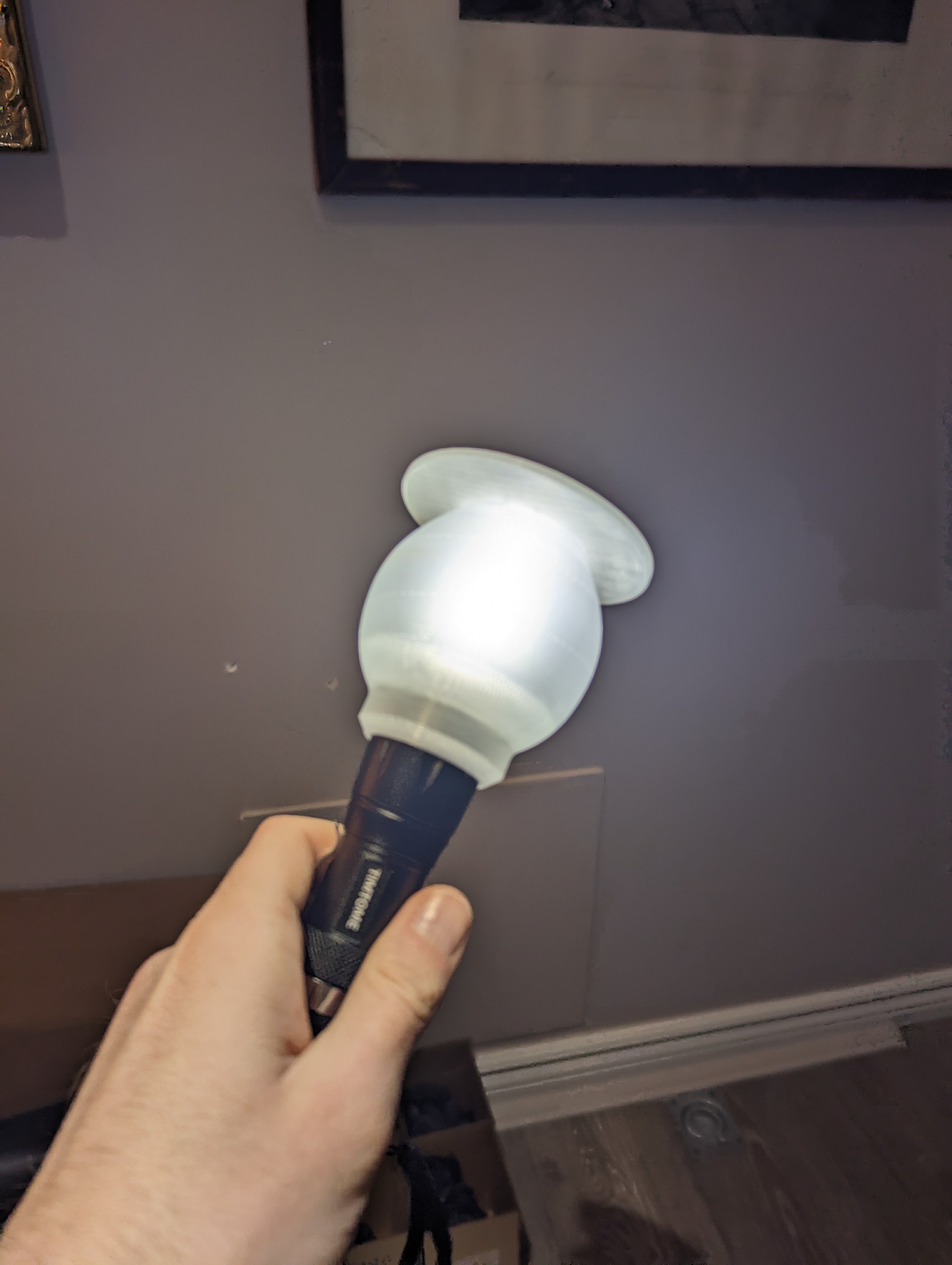 Miniatura 2 do modelo 3D Flashlight to Lantern adapter.
