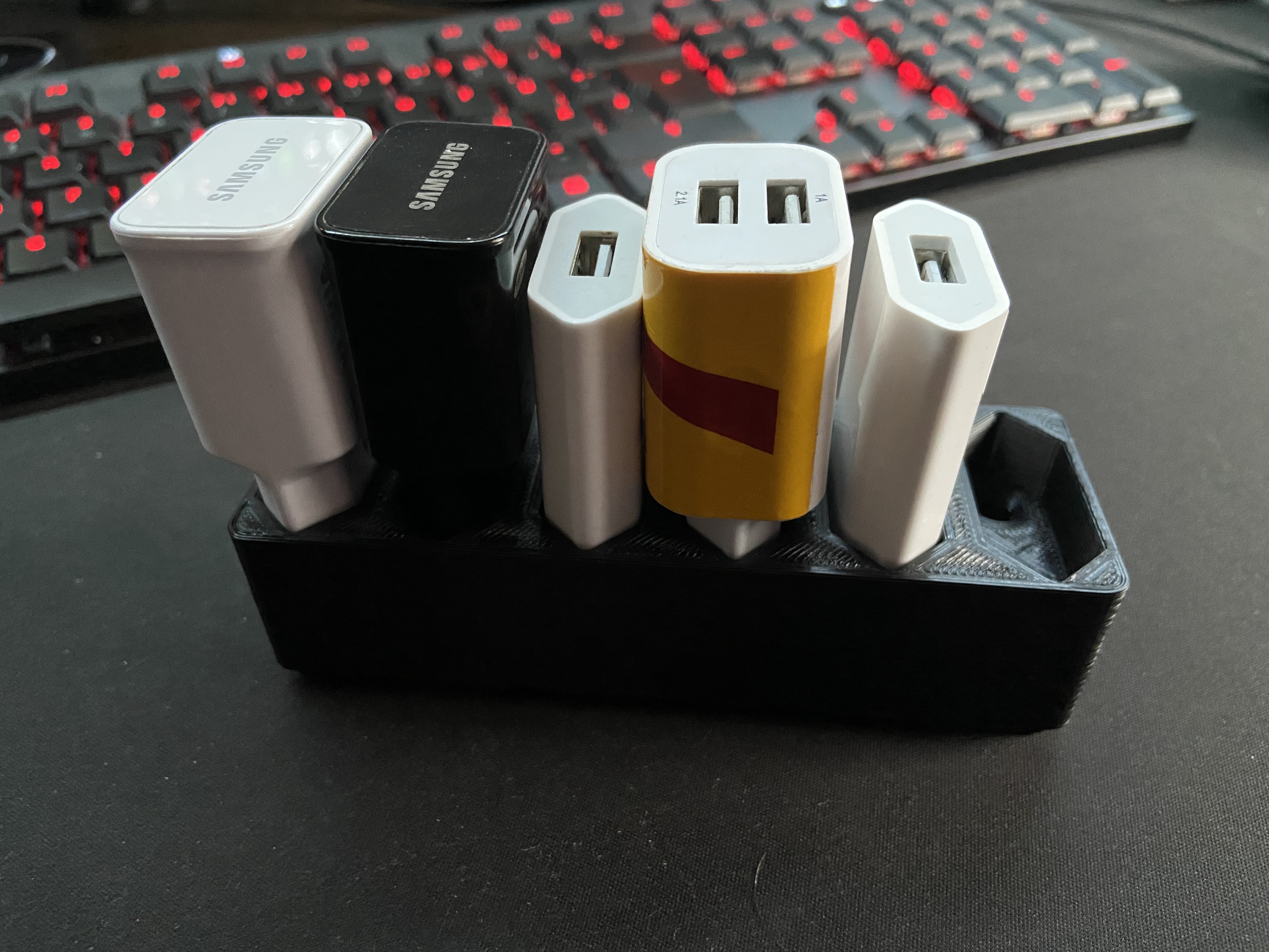 Gridfinity USB Charger Stand