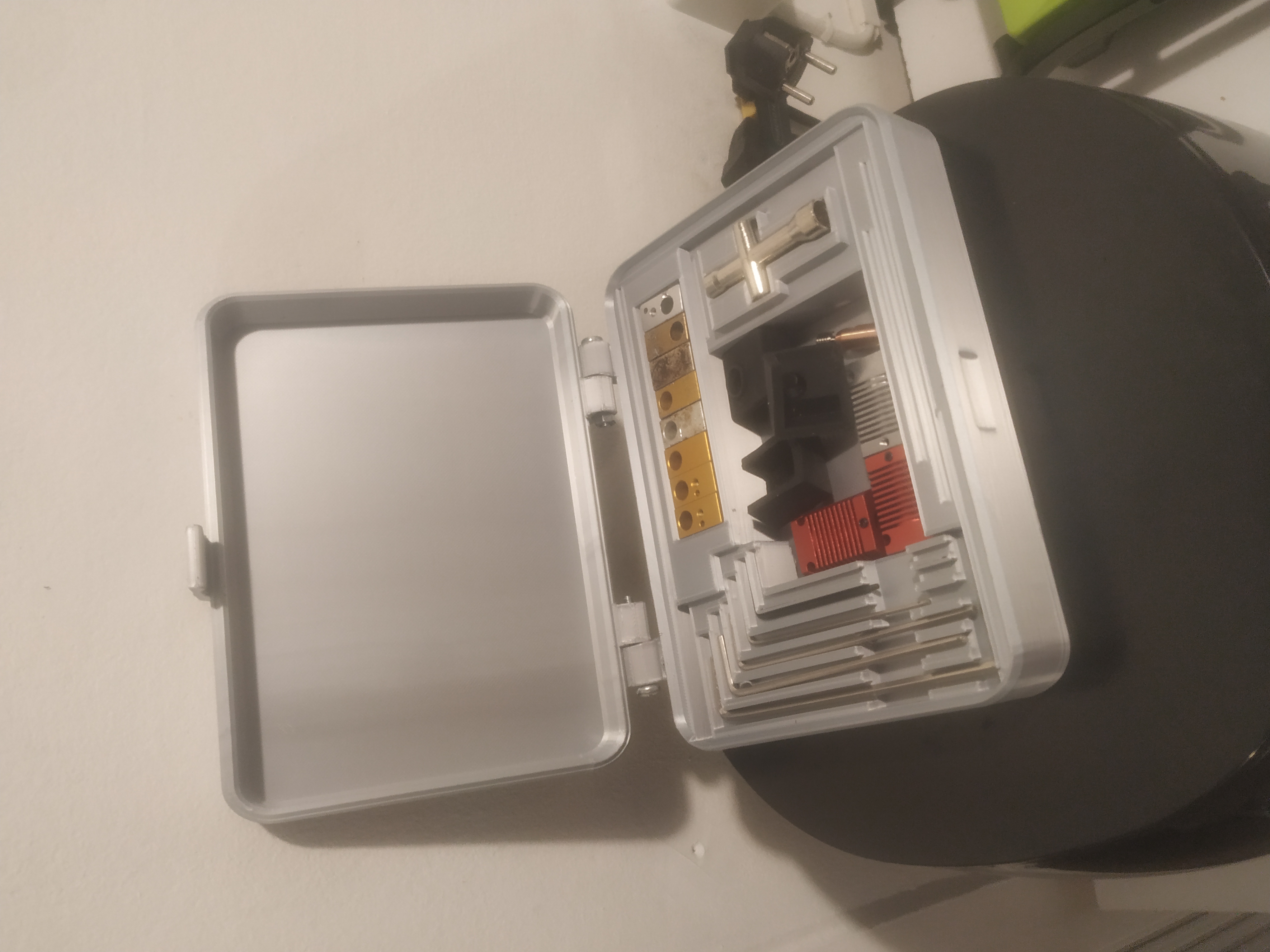 Tool box