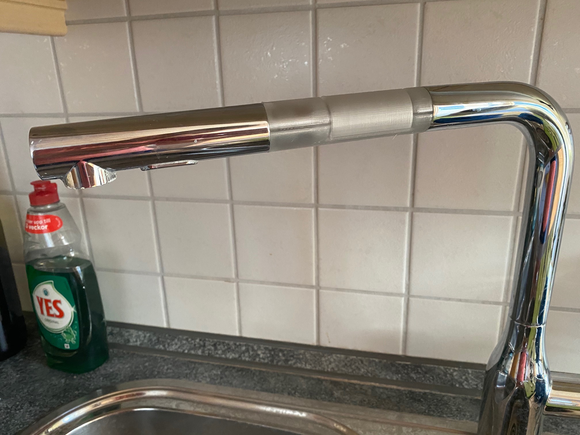 Water tap extension