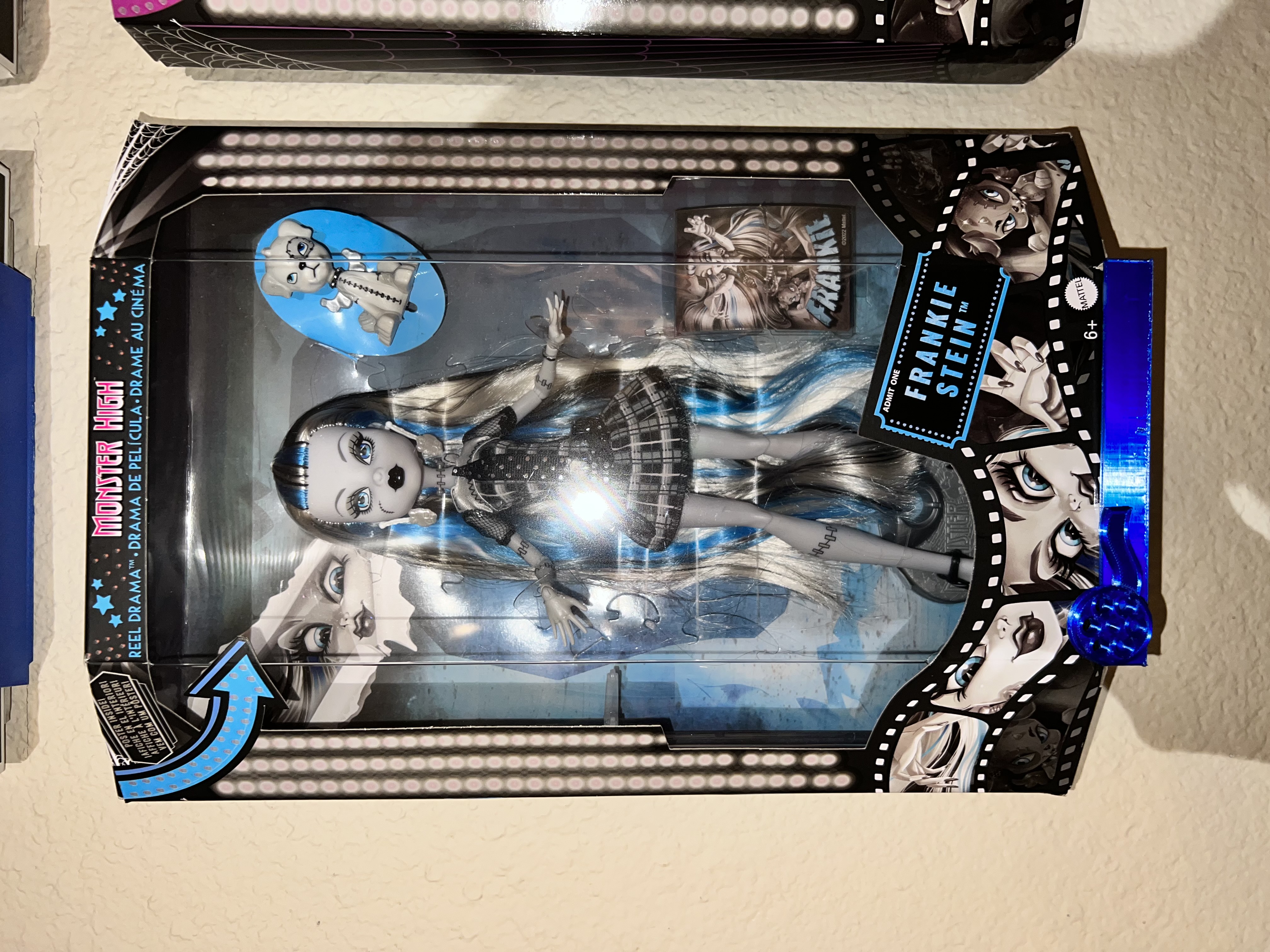 Monster High Reel Drama Shelf