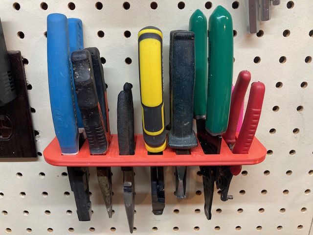 Pegboard Plier Rack by middleagedspread | Download free STL model ...