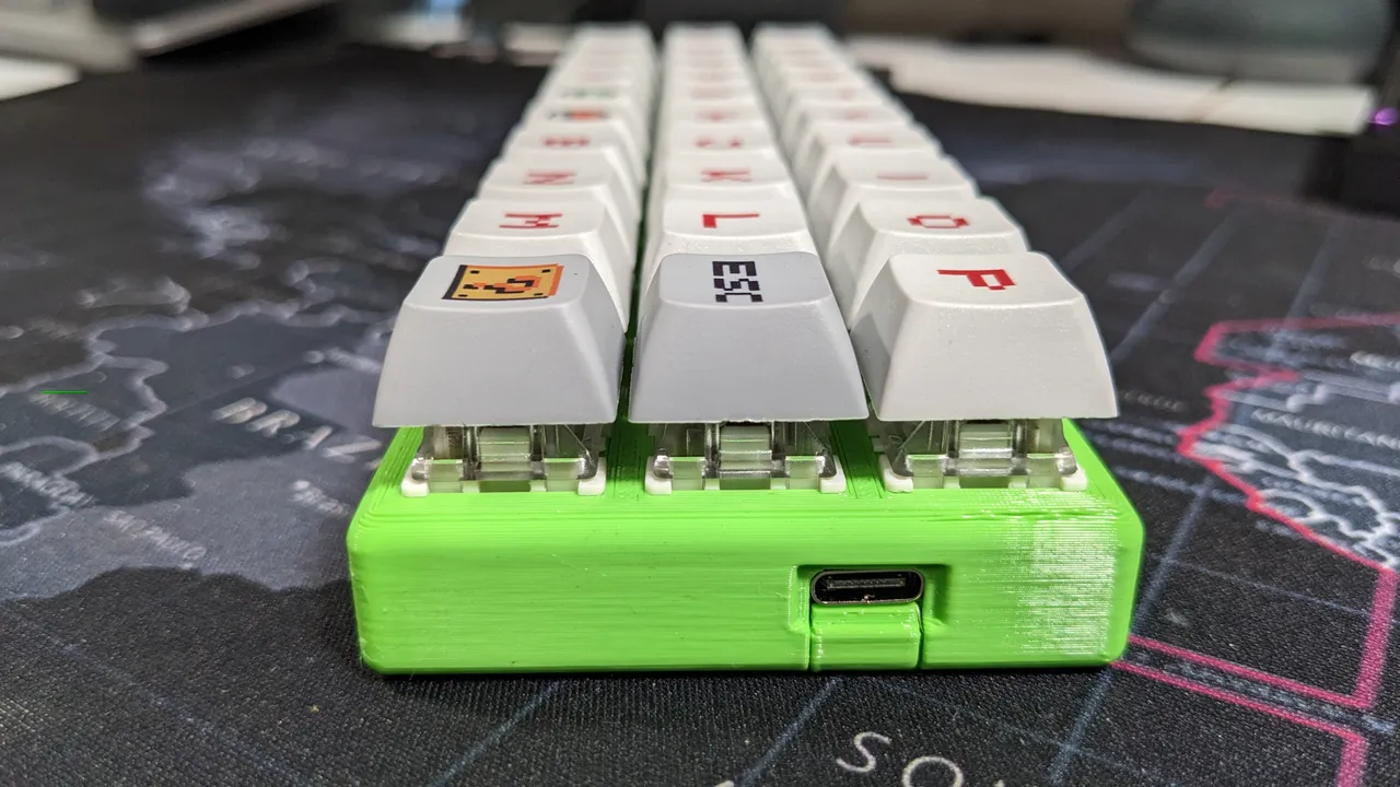 Mechanical Keyboard 30% - Gherkin Inspired - MML Pickle by Mad Mod