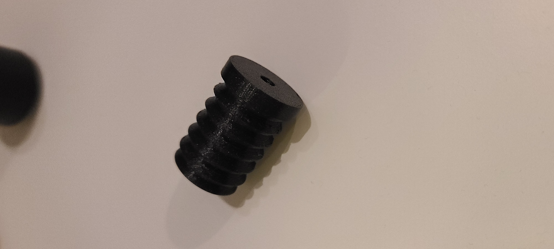 Reparing RÄCKA plastic holder for threaded end