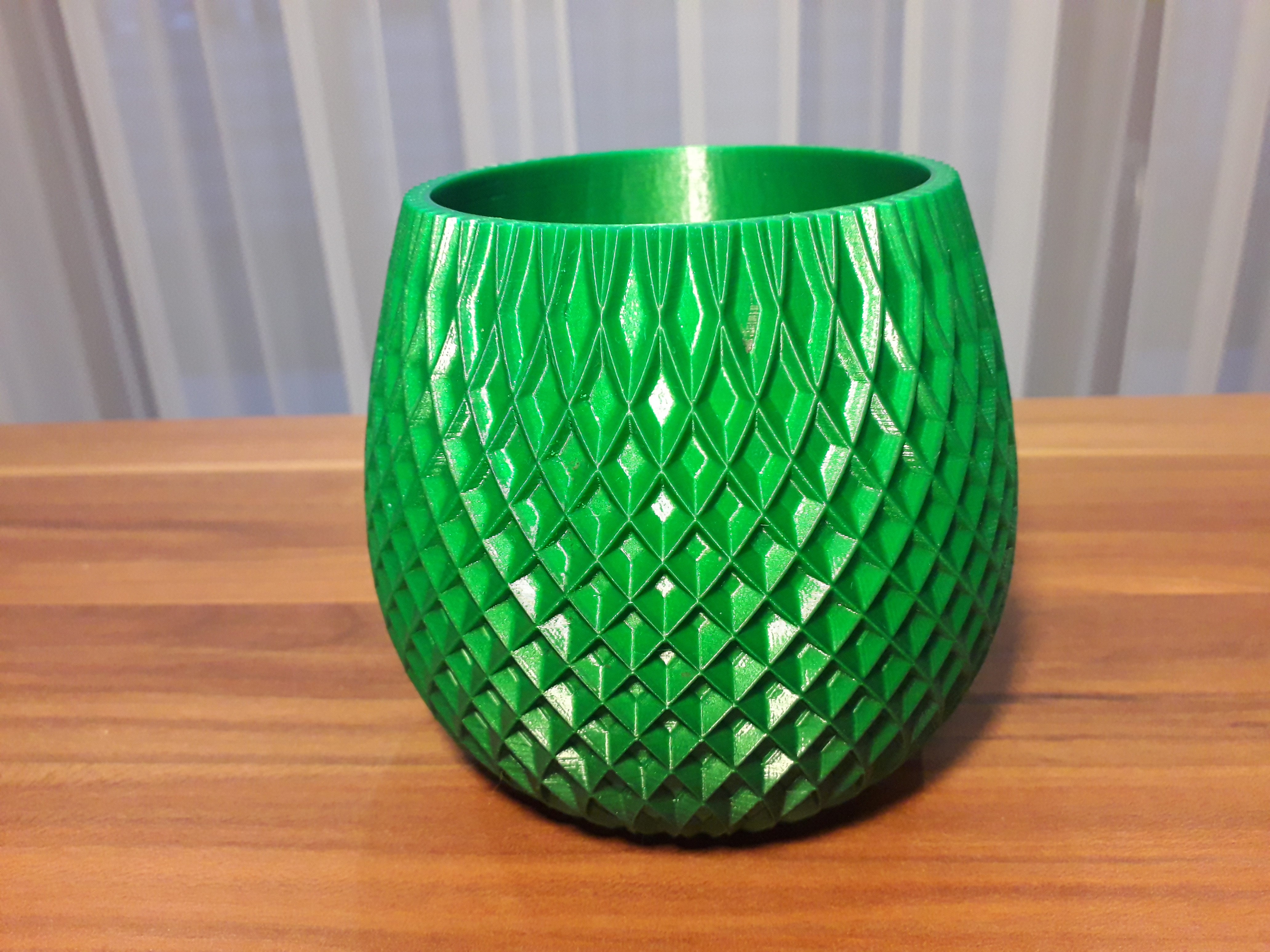 Modern plant pot