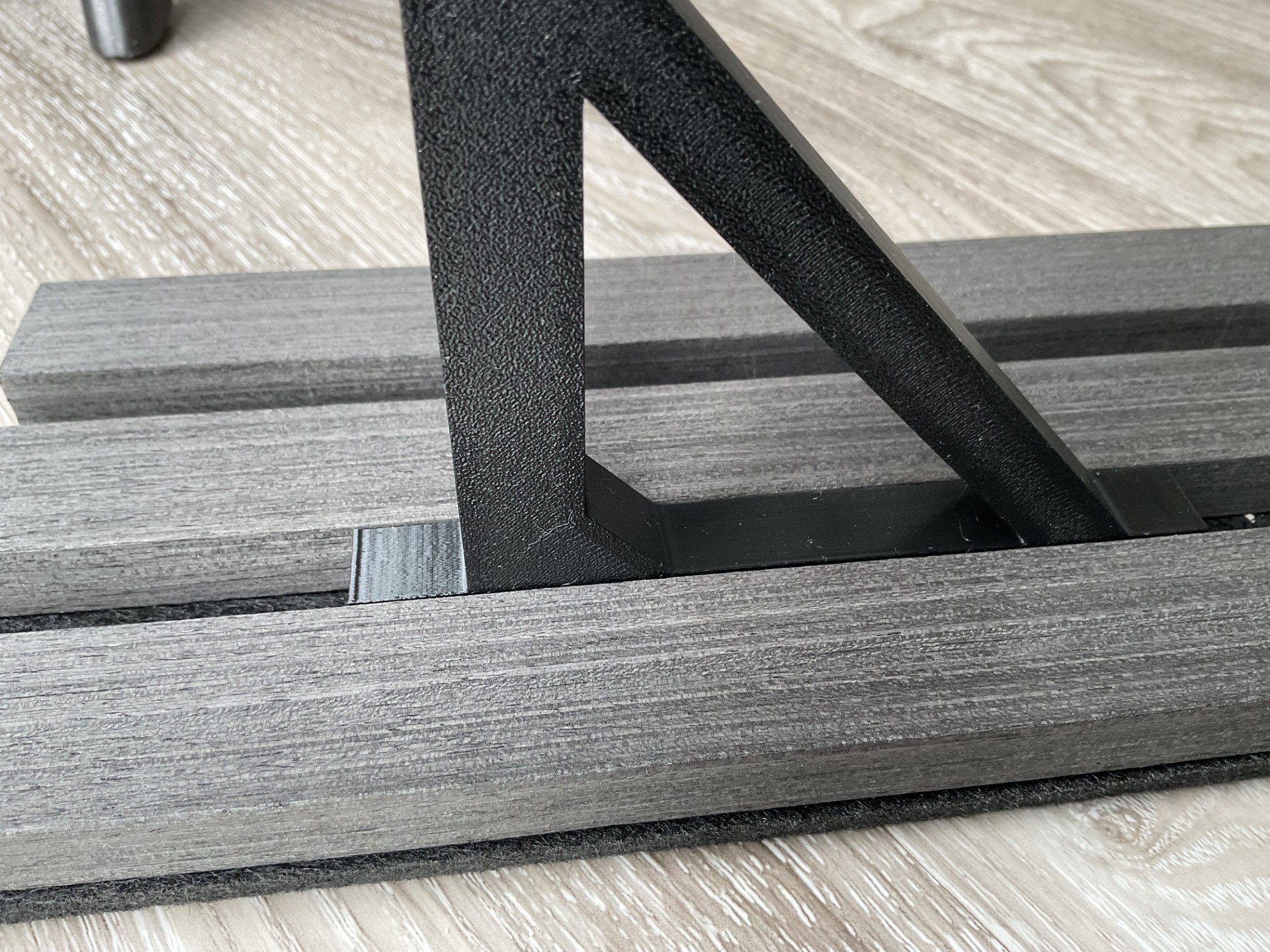 Acoustic wall panel shelf for 13mm gap between vertical slats, and 13mm slat depth.