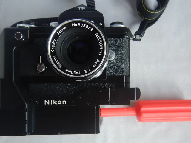 Nikon F F-36 Motor Schraubendreher für Batteriedeckel; Screwdriver for Battery Cover