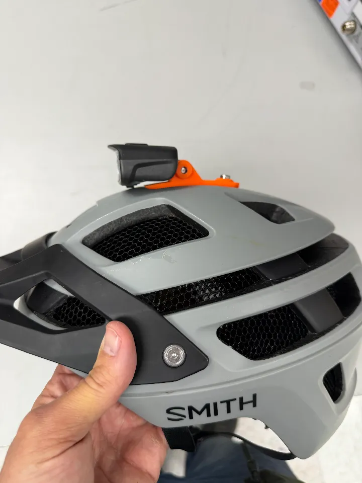 smith forefront mount light to helmet 3 Accessory Smith Forefront 2 MIPS Bike helmet (59 3-tab Gopro or Light Mount