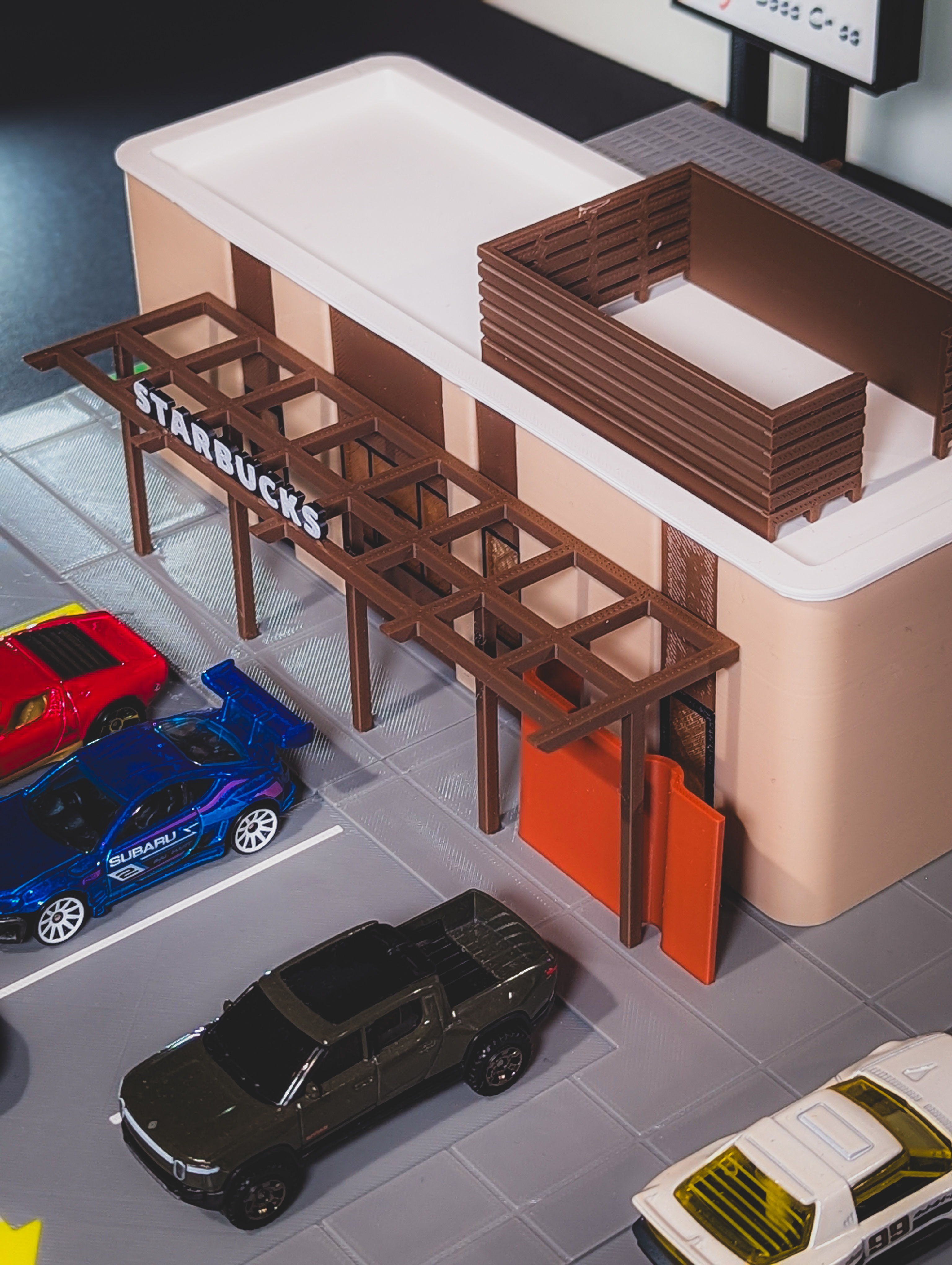 Starbucks Model Set - 1:64 Scale Diorama — thumbnail 11