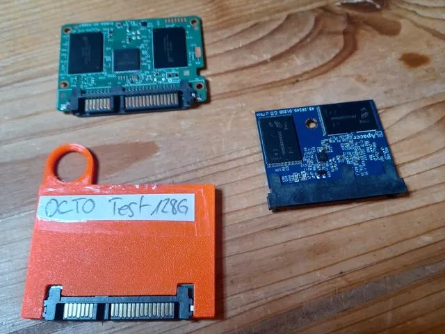 SSD Enclosure for smaller half Slim SSD-PCB