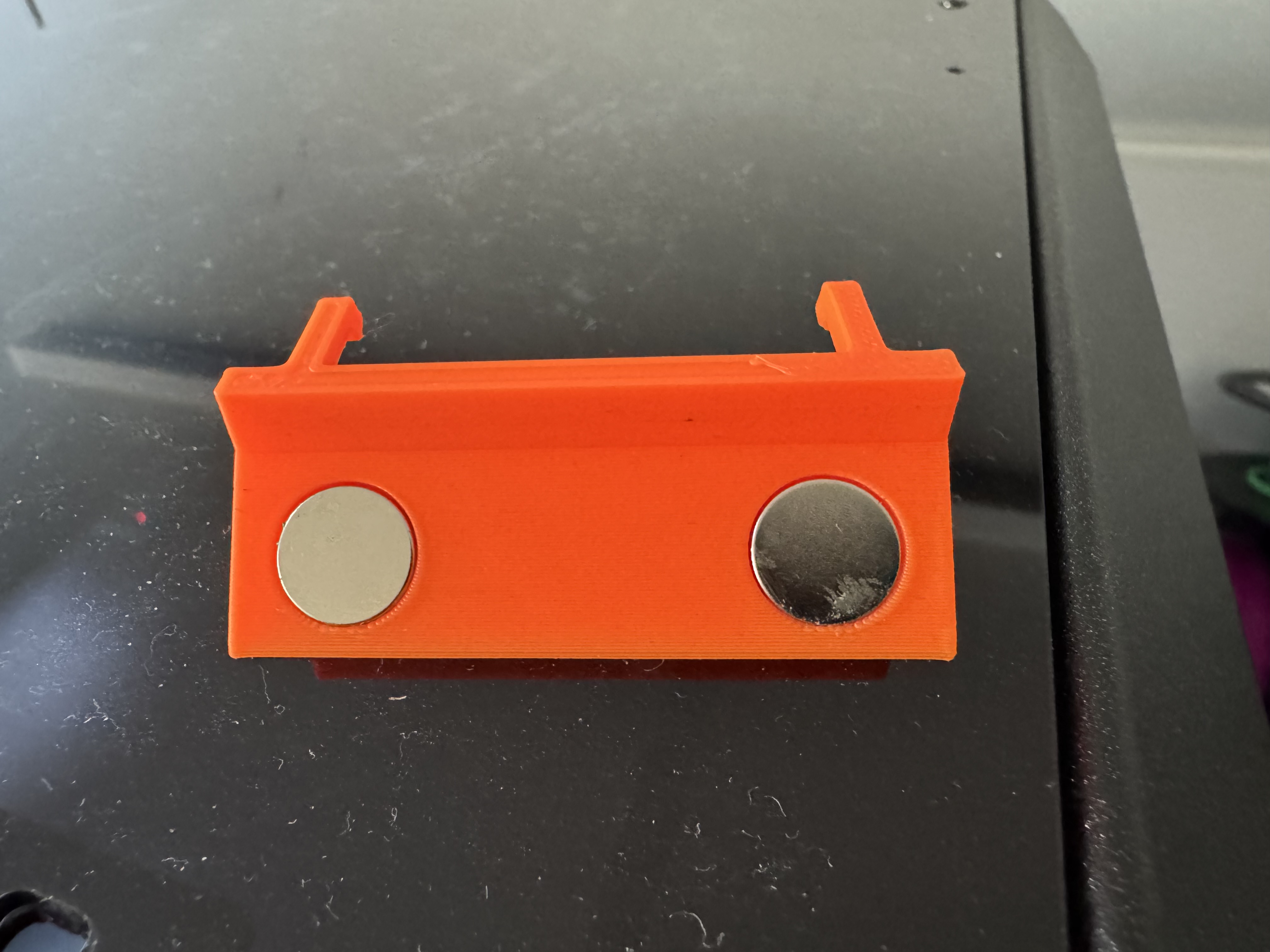 Magnetic double hook for scraper (Core One) — miniatura 3