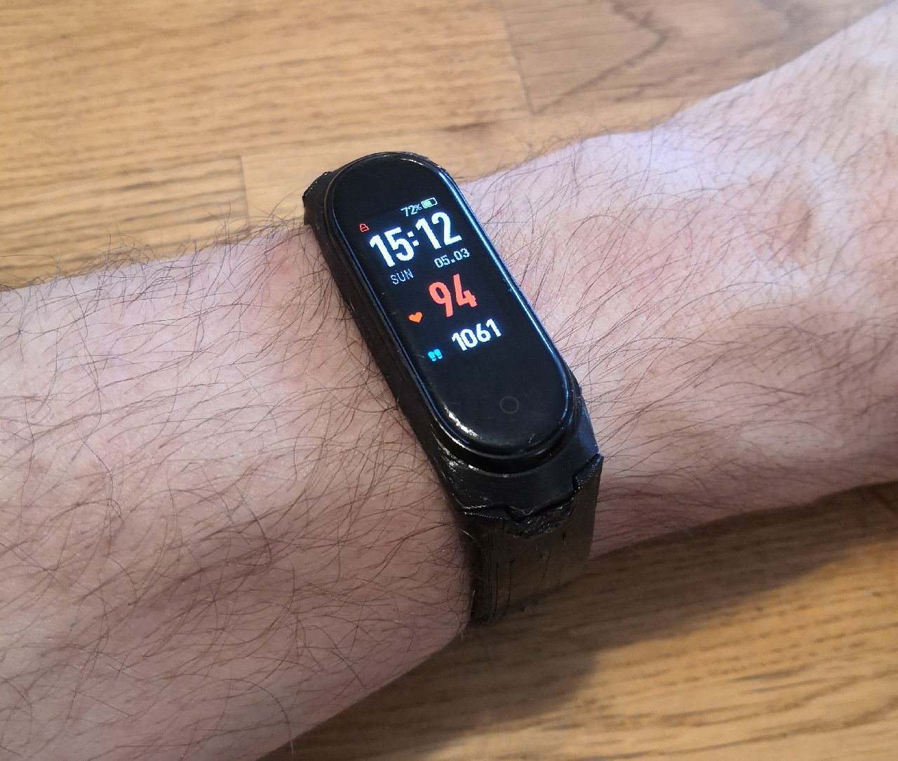 Wristband for Mi Band 4 by BastelBodo | Download free STL model | Printables.com