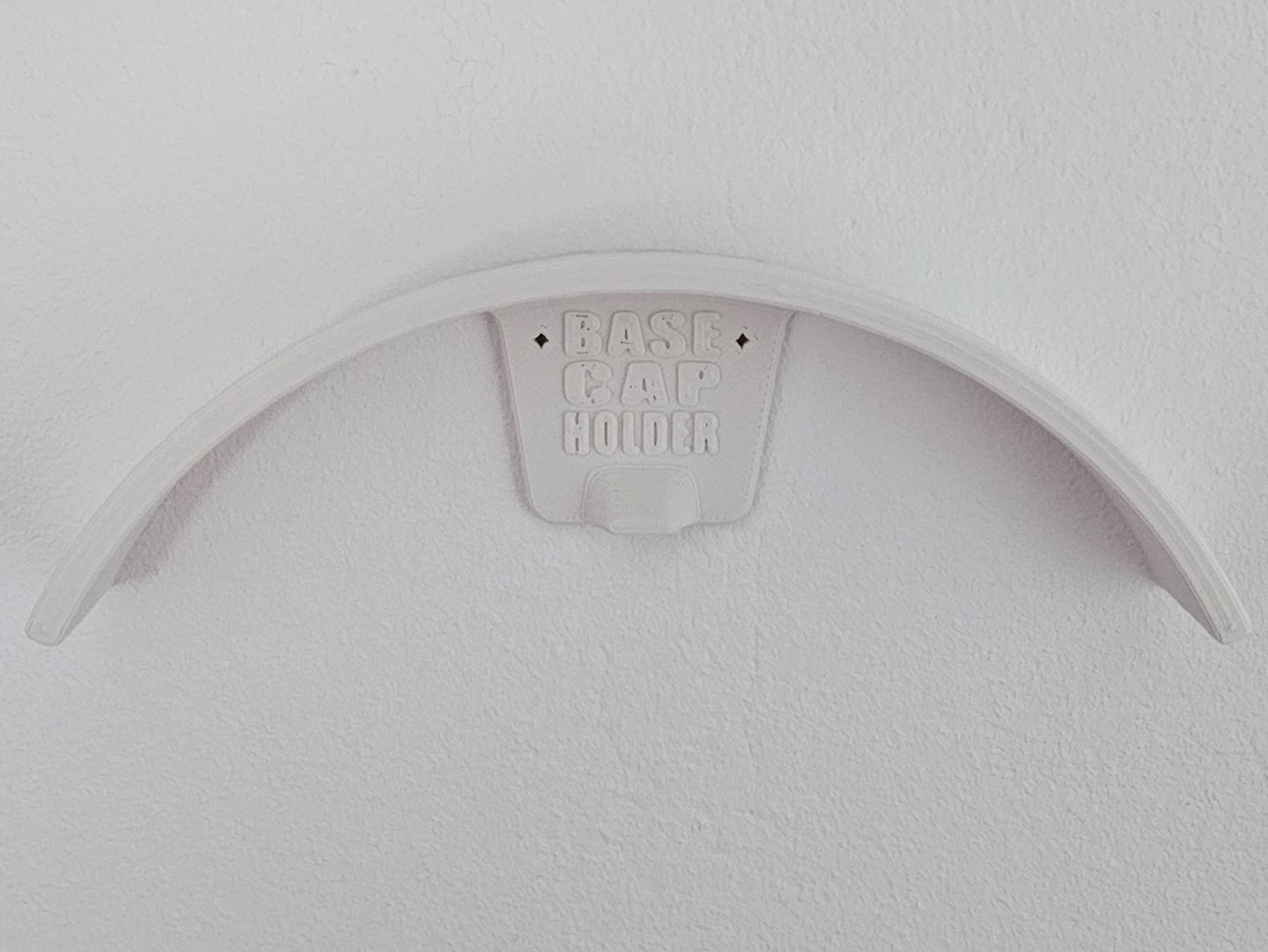 Basecap Snapback Holder with Powerstrips