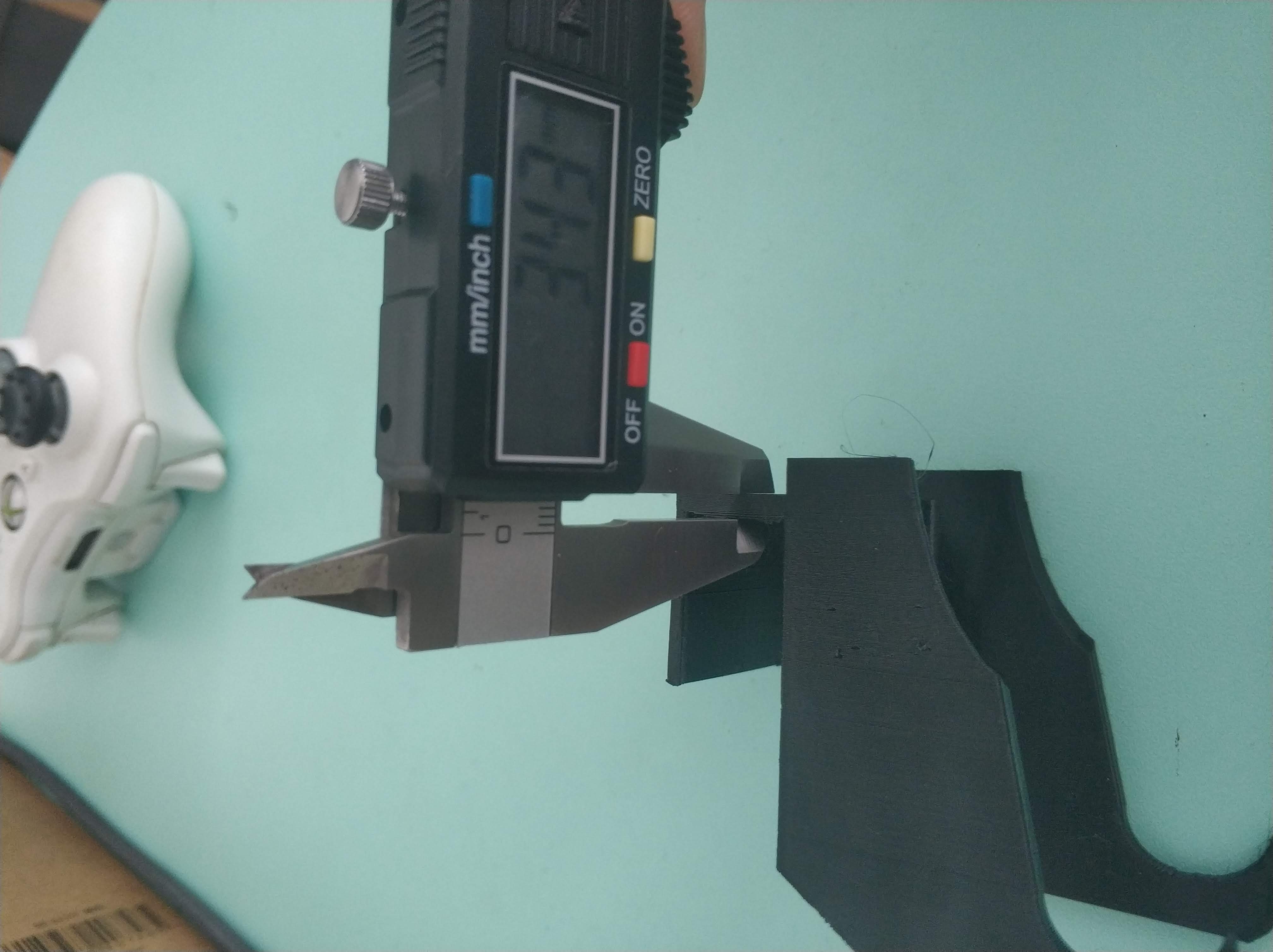 Miniatura 5 do modelo 3D Xbox Controller holder