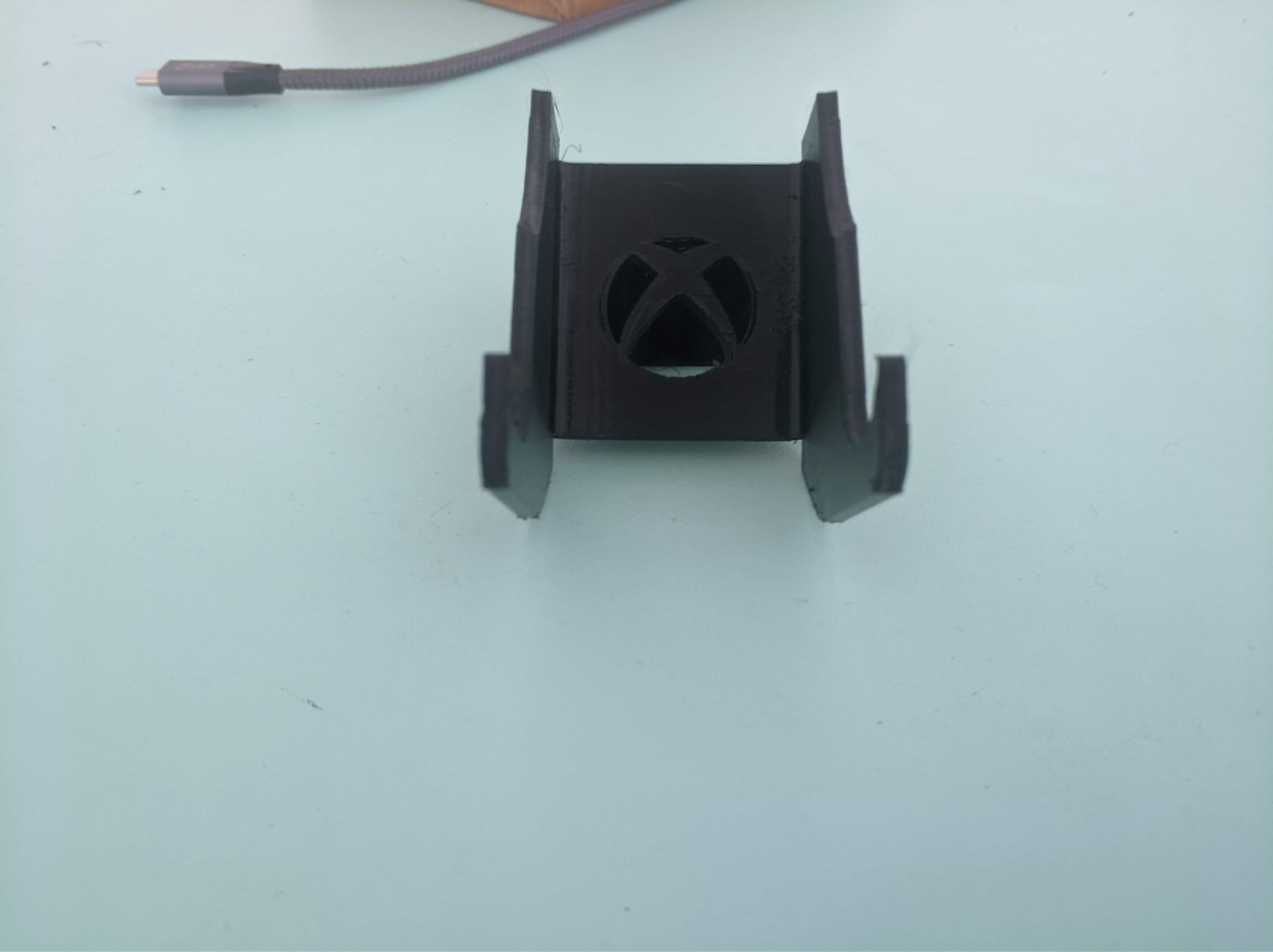 Miniatura 7 do modelo 3D Xbox Controller holder